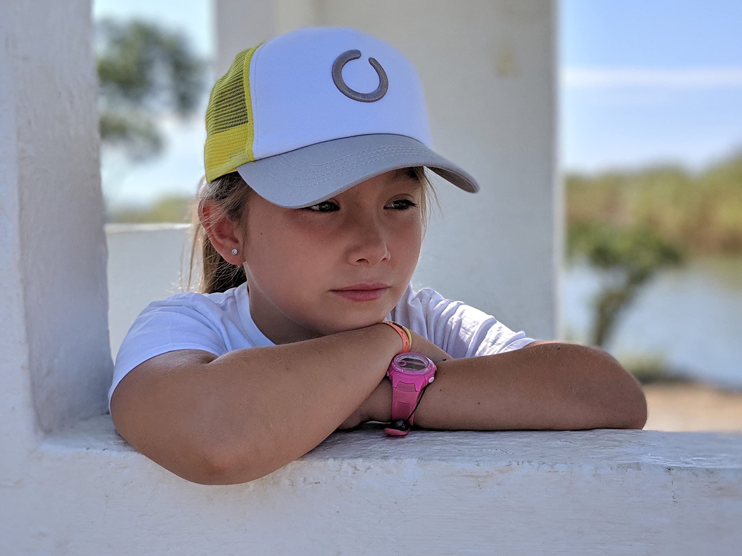 Gorra UPF50+ para Niñas, Niños y Adolescentes - Visera Infantil con Máxima Protección Solar contra los Rayos UV Ultravioleta -Con Bolsa a Juego - Cómoda y Ajustable - Con Banda Anti-Sudor