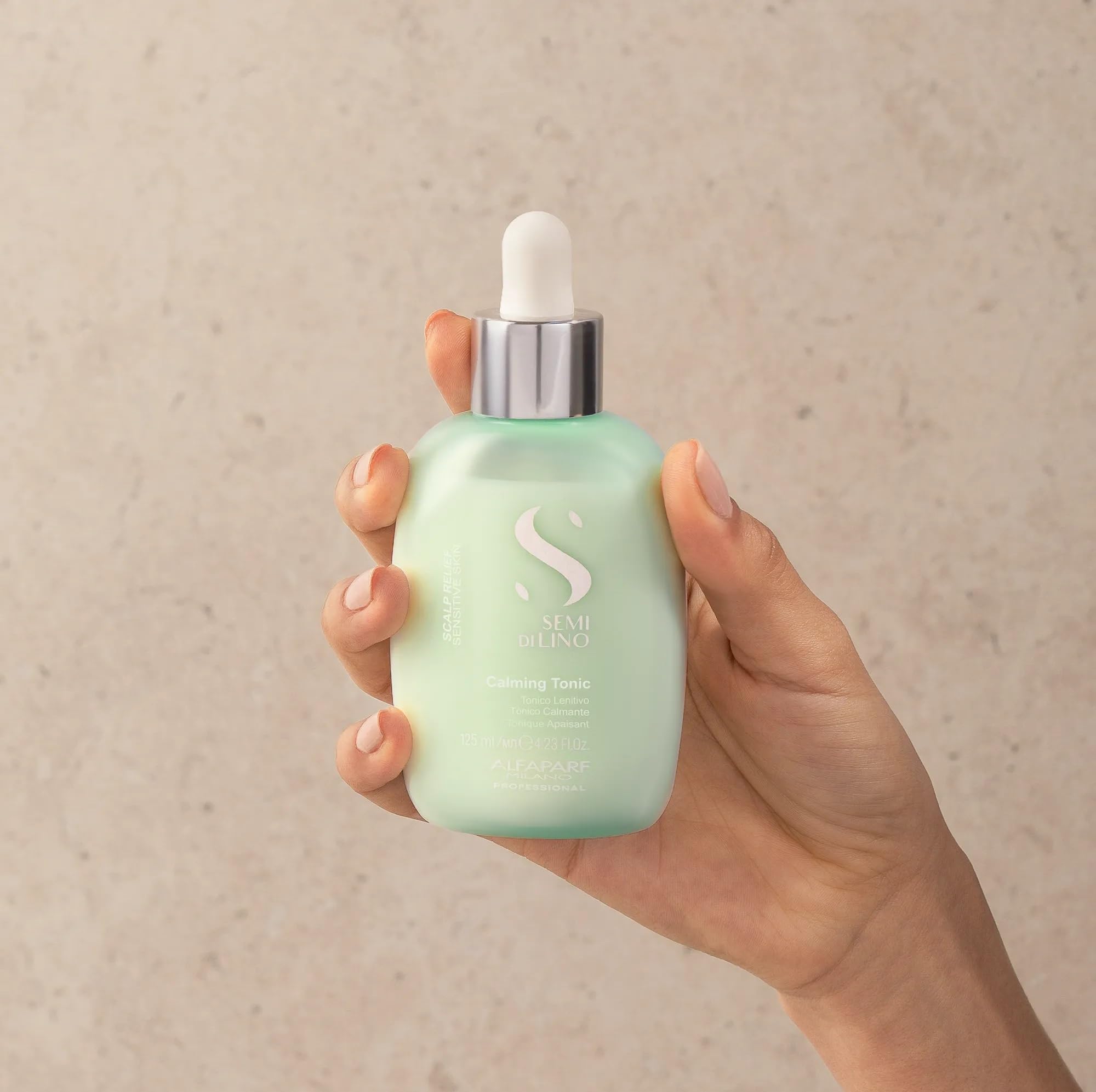 Alfaparf Milano Semi di Lino Scalp Relief Calming Tonic for Sensitive Skin - Immediate Calming Effect - Soothes, Brings Comfort and Hydrates - Itch Relief - Professional Salon Quality - 4.23 Fl Oz