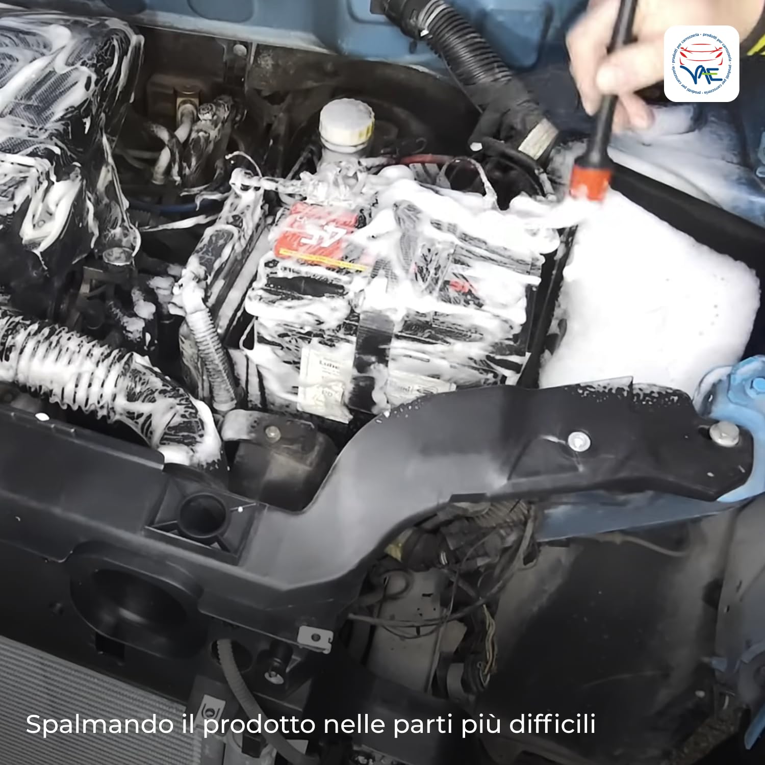 VAE VAEMOTOR WASH Pulitore Schiumogeno per Motori Moto, Auto e Bici, Detergente a Secco Senza Acqua con Pennello e Panno in Microfibra – Kit Completo per la Pulizia Rapida e Sicura del Motore