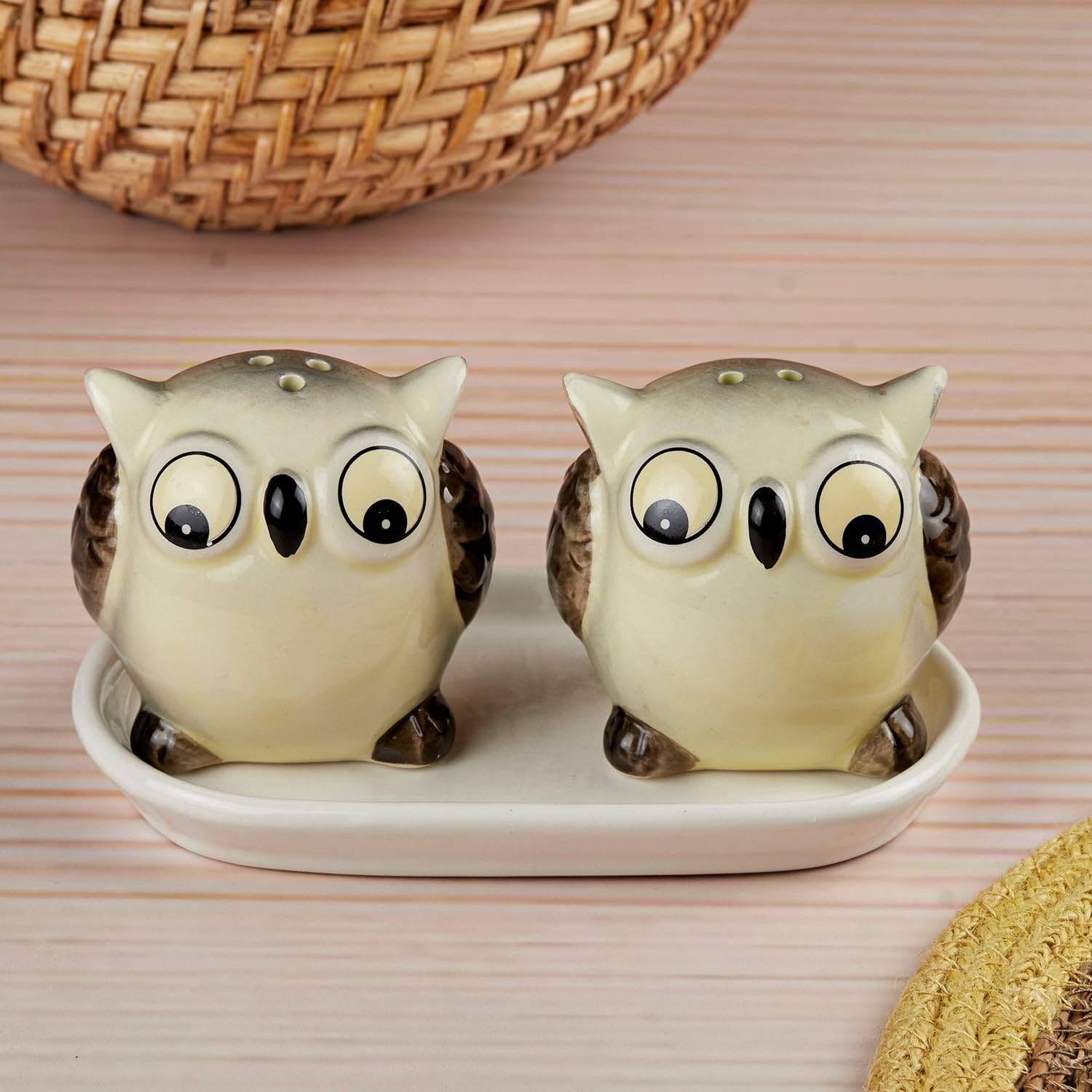 Kookee Ceramic Salt Pepper Set of 2 with Tray | Multicolor (10630) — Amazon image 4