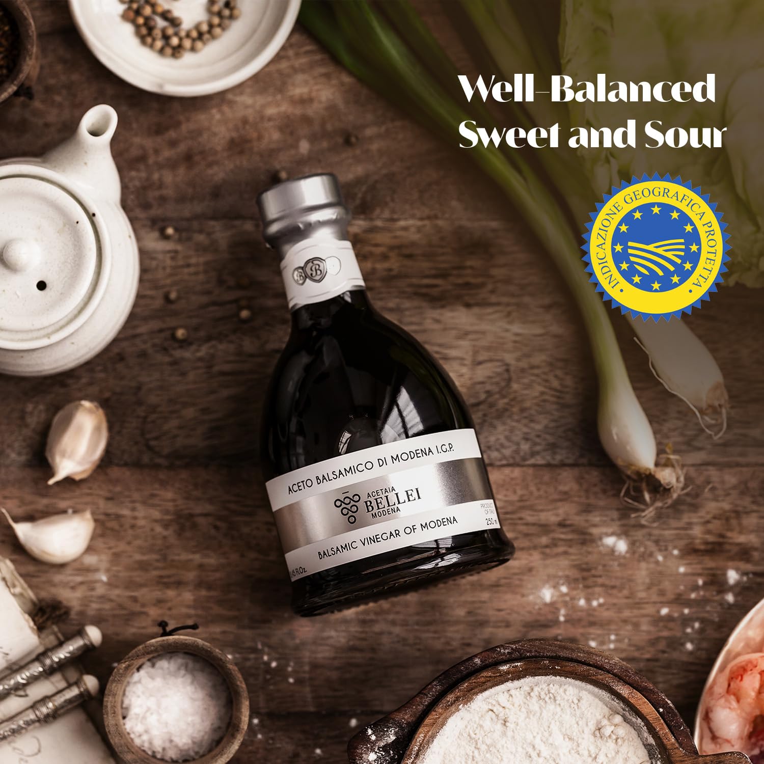 Acetaia Bellei Aged Balsamic Vinegar of Modena - Italian Aceto Balsamico di Modena IGP Certified, Product from Italy, Medium Density, Perfect for Salads, Chicken, and Bread With Olive Oil, Bell Silver - 250 ml