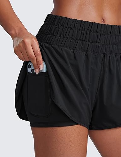 Miniatura 4 de CRZ YOGA - Pantalones cortos de correr 2 en 1 divididos para mujer de 3 pulgadas - Pantalones cortos de entrenamiento atlético de cintura alta para