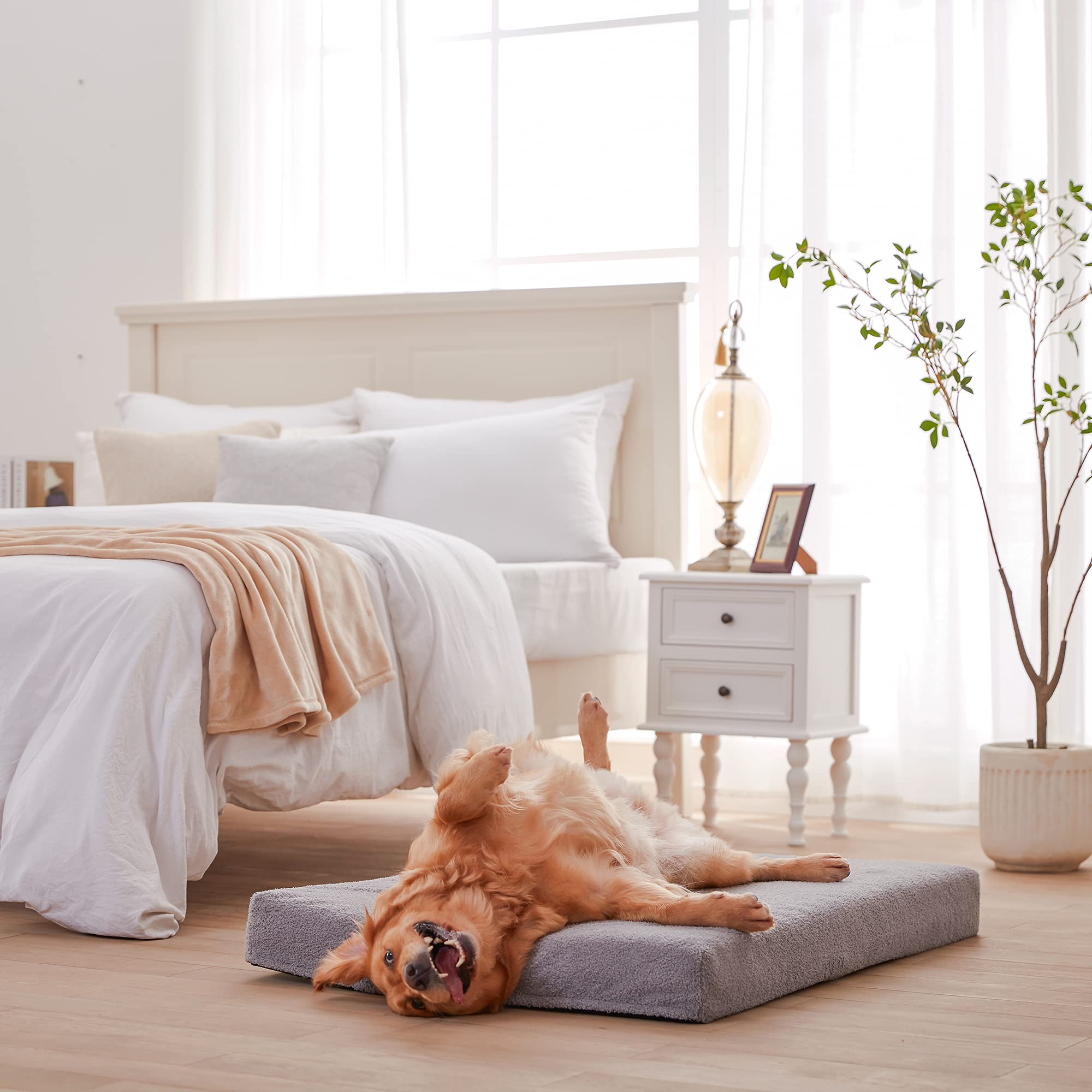 Cama ortopédica de espuma viscoelástica para perros grandes, cama refrescante para perros, cama lavable XL de 47 pulgadas con forro impermeable y espuma viscoelástica de gel, cómoda alfombrilla para