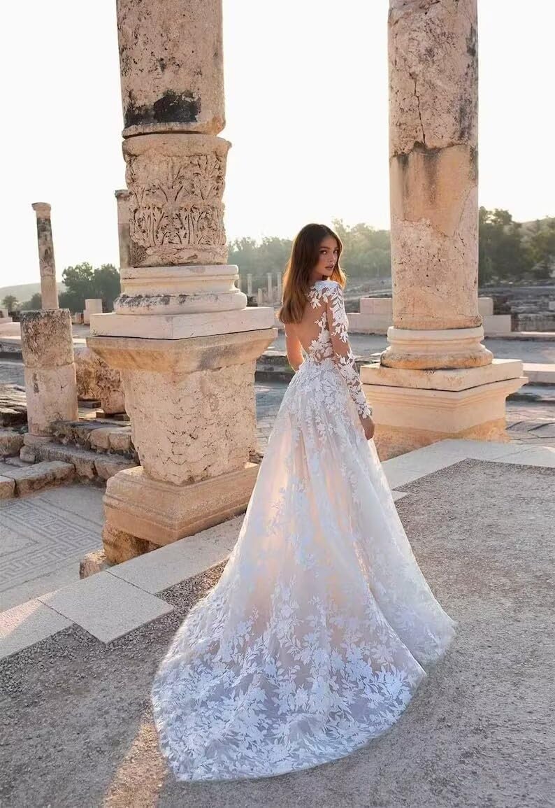 Wedding Dresses for Bride Lace Appliques Tulle Beach Bridal Gowns with Train He9013