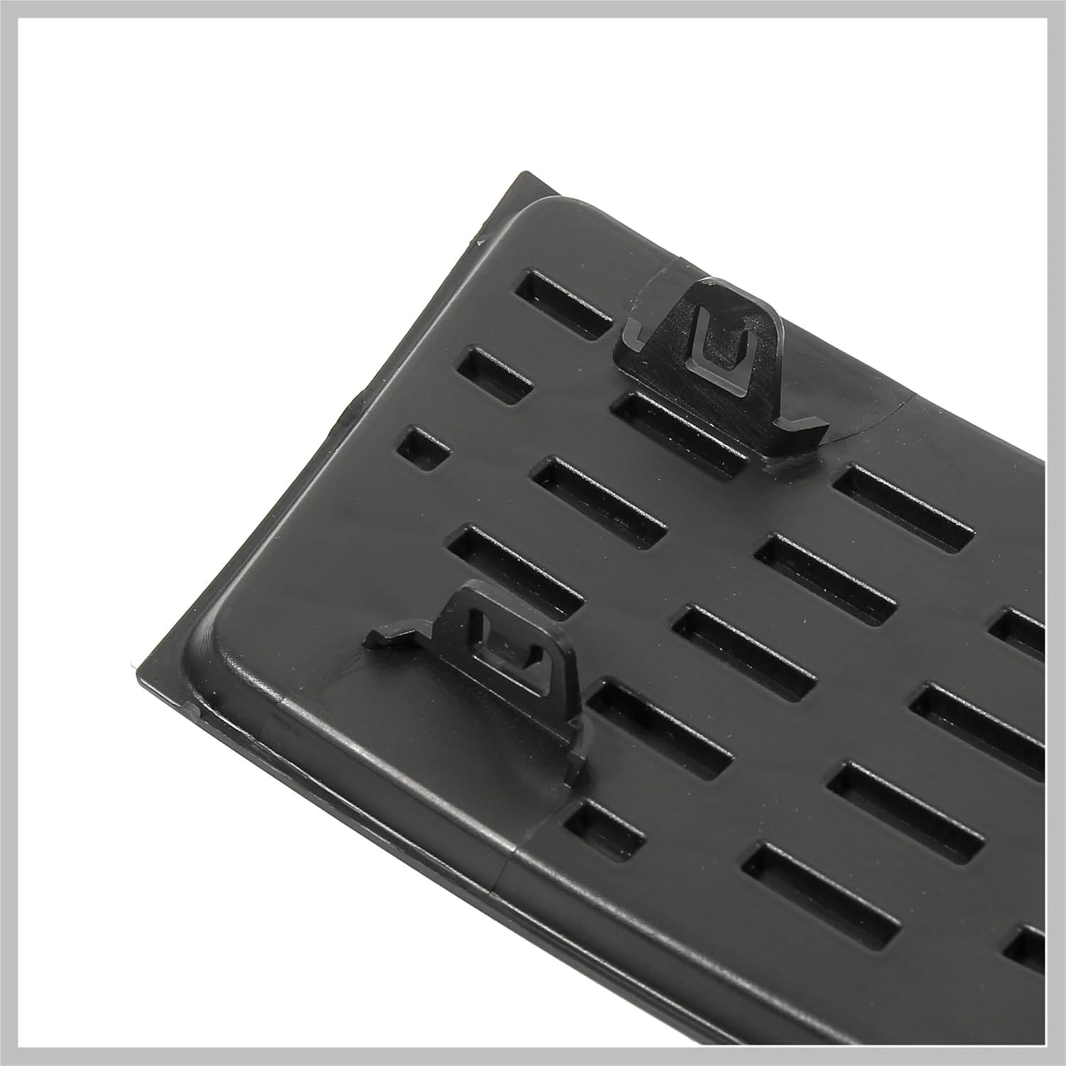 Car Front Bumper Right Passenger Side Fog Light Grille Lamp Cover 68079852AB for Dodge Journey 2014-2017 2019 2020 Replacement Car Parts