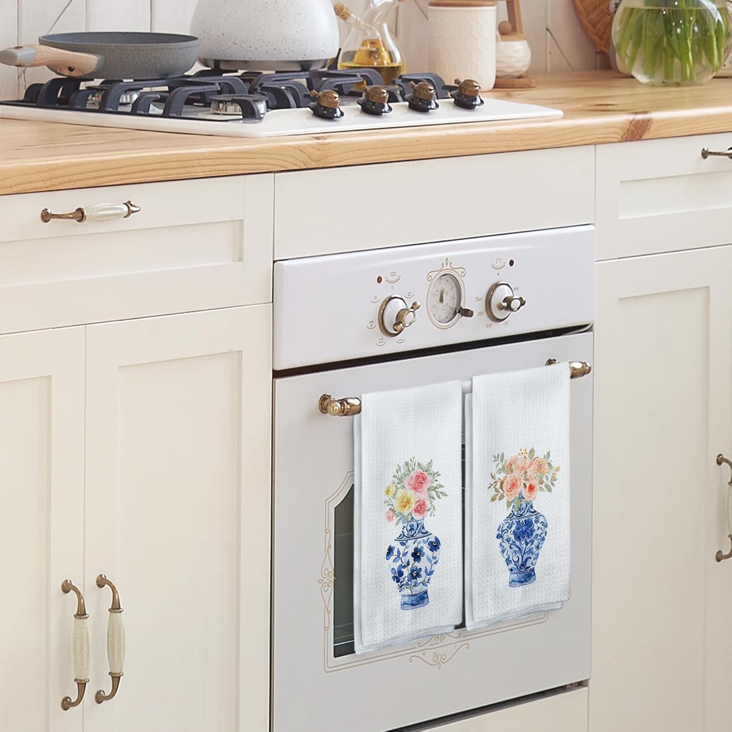 Blue and White Porcelain Kitchen Towels, Watercolor Floral Chinese Vase Hand Towels, Vintage Preppy Dish Towels Dishcloths Tea Towels for Kitchen, Chinoiserie Bathroom Decor Set of 2, 16x24in - Image 2