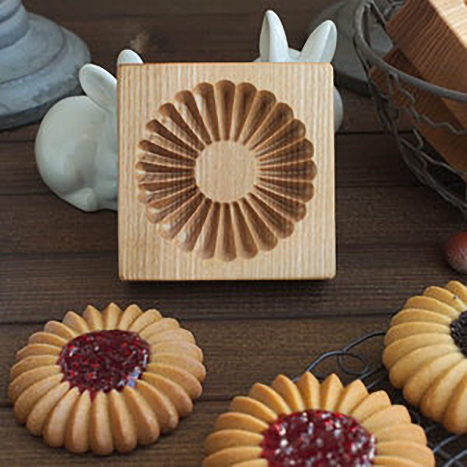 Wooden Cookie Biscuit Mold, 3D Baking Mold, Embossing Craft Decorating Baking Tool, Suitable for Halloween Thanksgiving Christmas Kitchen DIY (Shape C 10 * 10 * 2)
