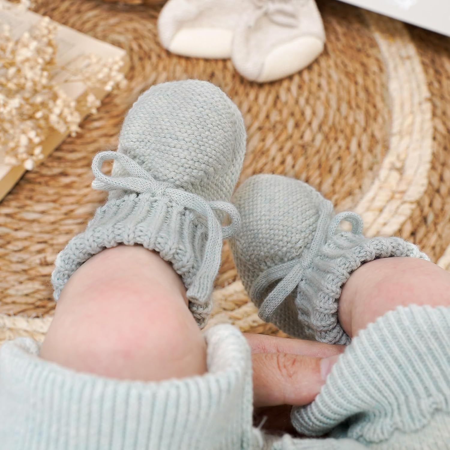 Avibae Baby Booties, Newborns Cotton Kint Fall Winter Shoes 2 Pairs, Warm Boy Girl Infant Shoes for 0-9 Months