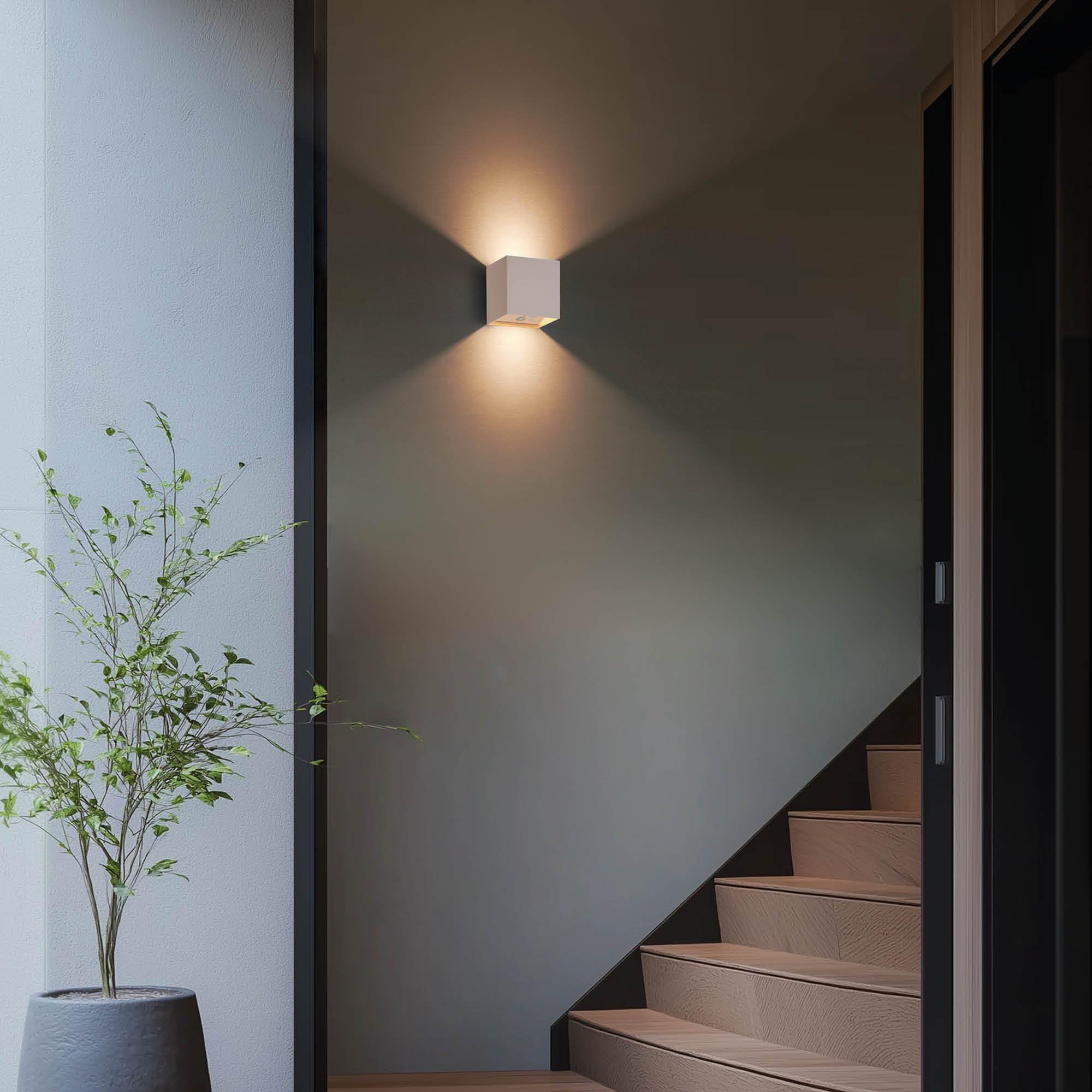 Ledvion - 4x Lámpara de Pared Recargable Beige USB con Sensor de Movimiento, 2700K, 170 Lúmenes, IP44, Batería de 4400mAh, Instalación Inalámbrica