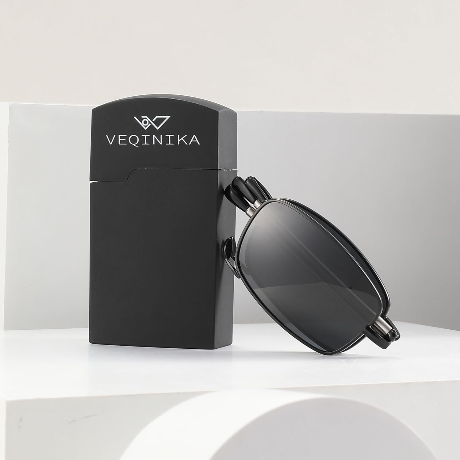 VEQINIKA Sunglasses for Men Women Polarized Folding Sunglasses with Case Spring Hinge UV Blocking Foldable Sunglasses - Image 3