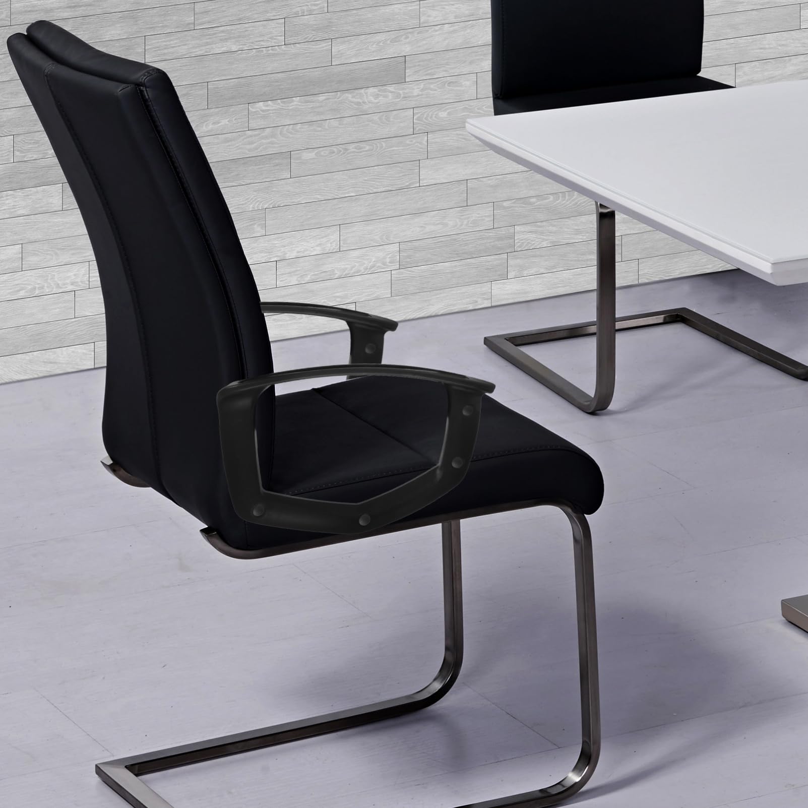 Armlehnenpolster als Ergonomisches Bürostuhl Zubehör 2 Stück aus Pp Kunststoff Dehnbar und Schwarz für Bürostühle und Gaming Stühle