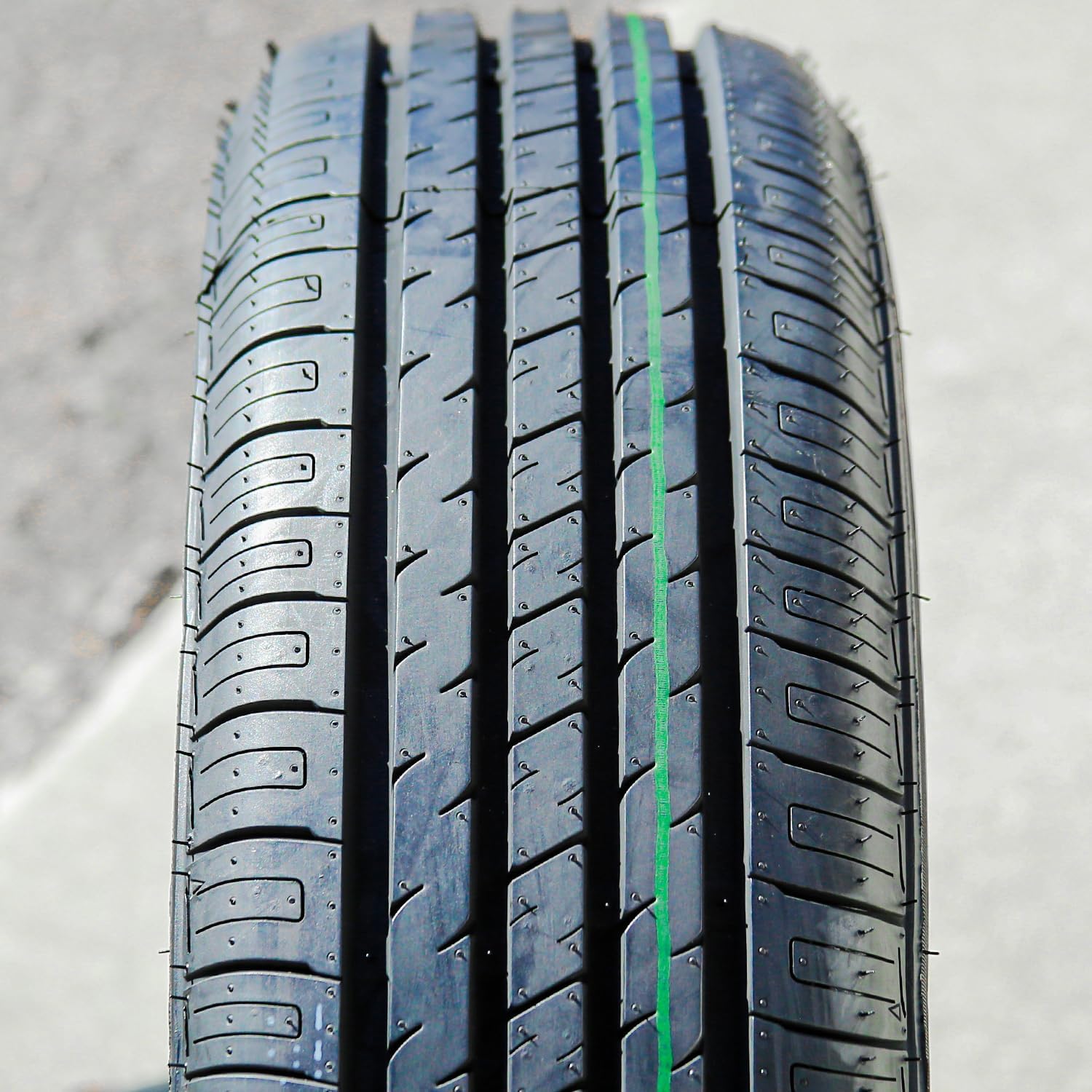 Armstrong Blu-Trac PC All-Season Passenger Car Touring Radial Tire-185/70R14 185/70/14 185/70-14 88H Load Range SL 4-Ply BSW Black Side Wall UTQG 700AA