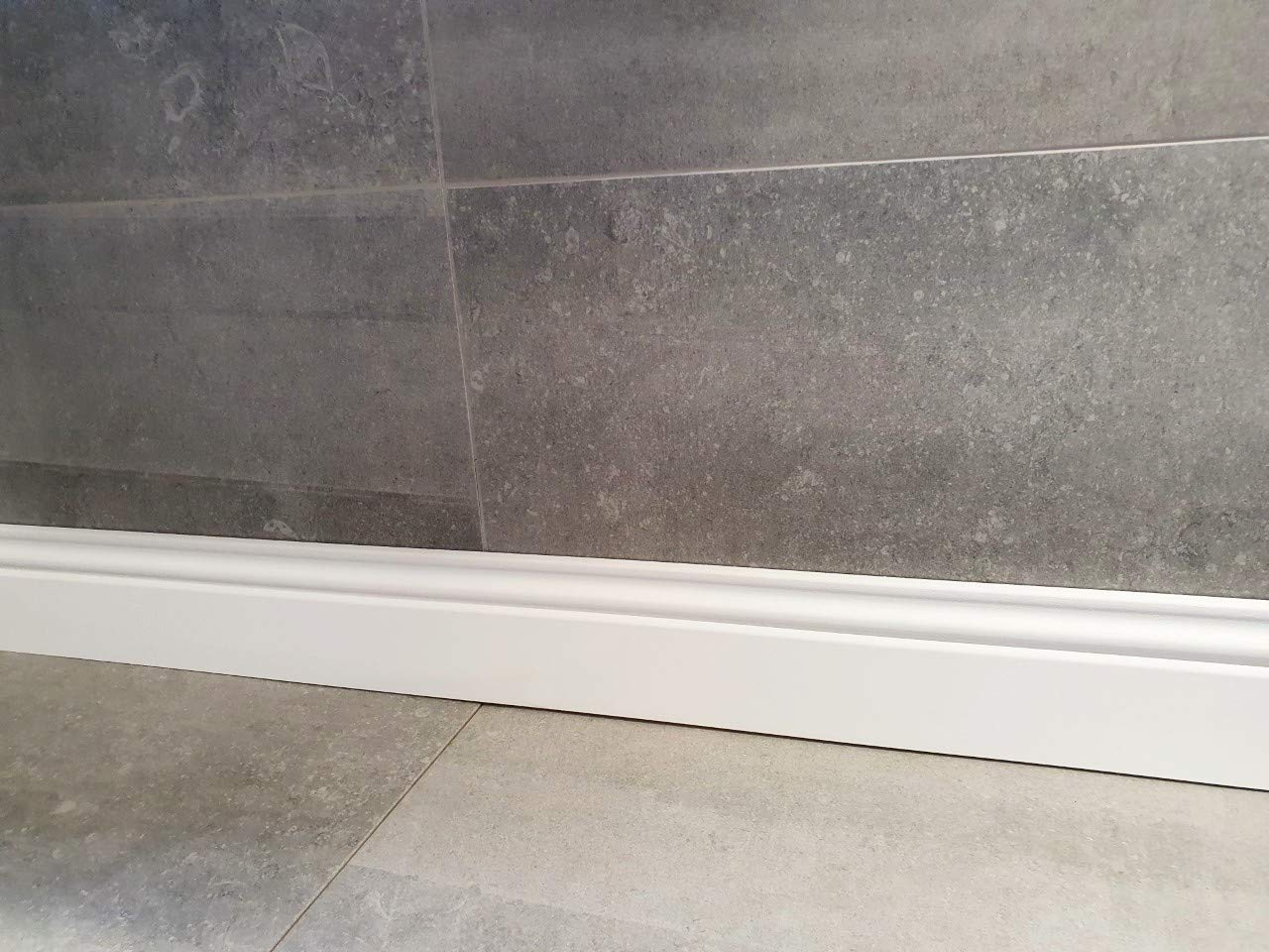 MadeInNature, Zócalo de medio moldeado de estilo Luis XV prepintado blanco de muy alta calidad, diferentes dimensiones, fabricación francesa para MadeInNature (largo 2 m, altura 11 cm, 10 ml)