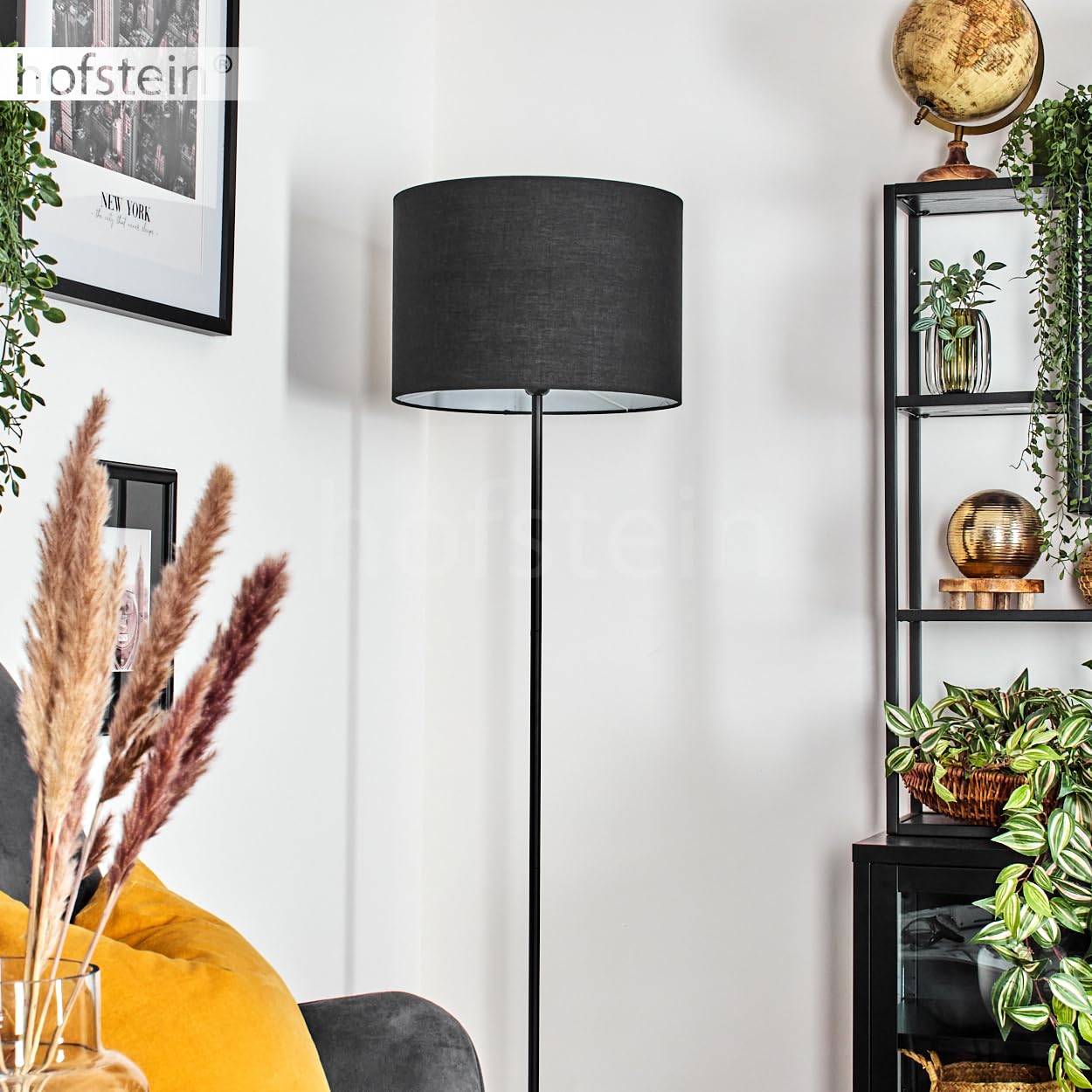 Stehleuchte Bassagoda, Stehlampe aus Metall/Stoff in Schwarz/Weiß, Leuchte im skandinavischen Design mit rundem Schirm (Ø 40 cm) u. Fußschalter, Höhe 158 cm, 1 x E27, ohne Leuchtmittel