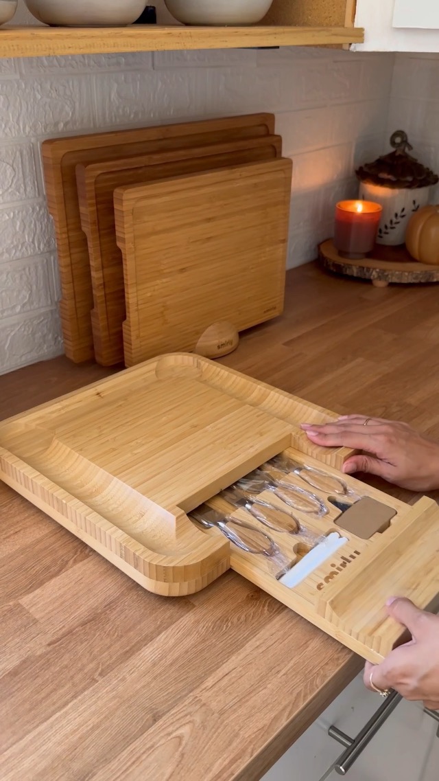 Charcuterie board for hosting