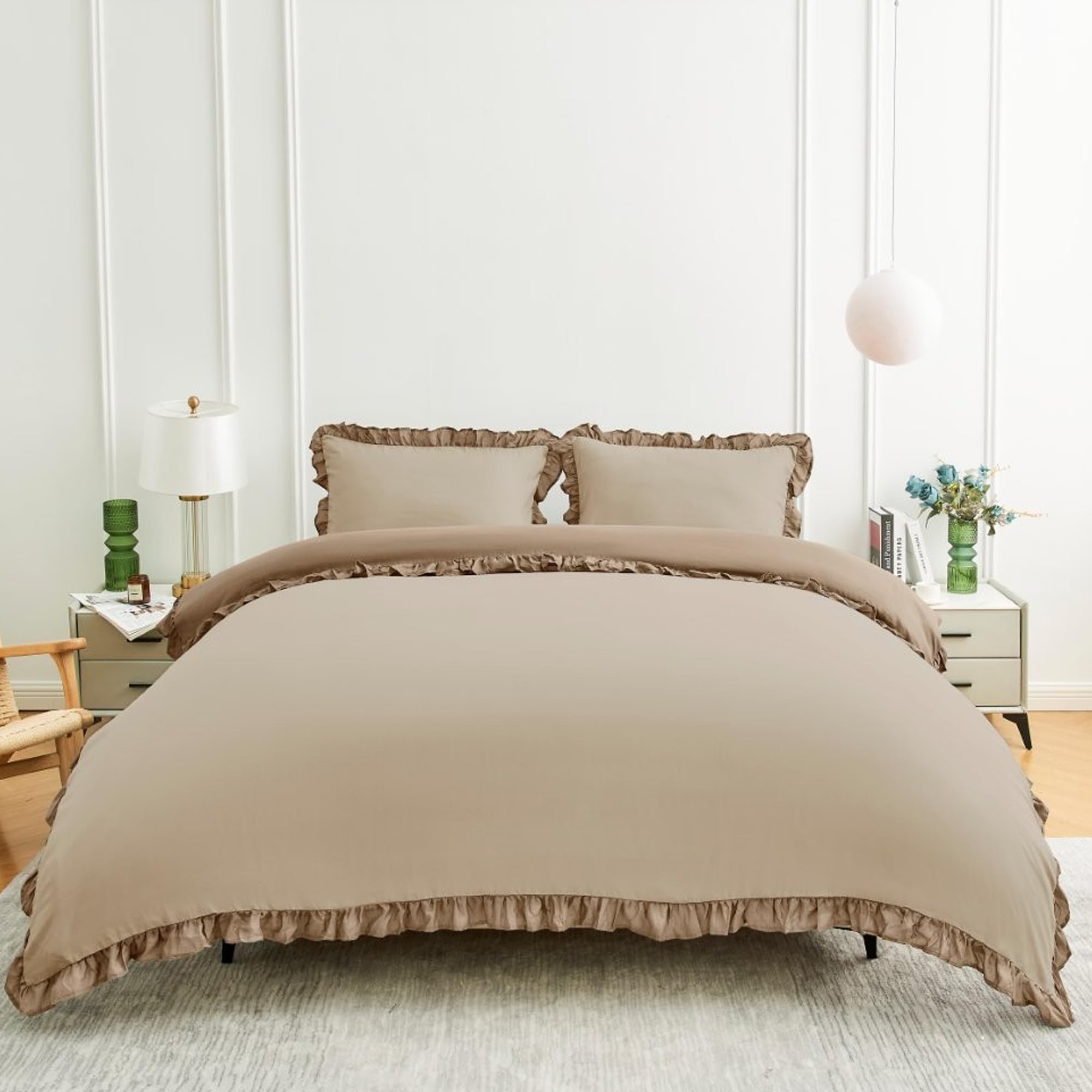 Lions Reversible Bedding - Ruffle Duvet Cover Set Single Bed Size - Natural Bedding Sets with Matching Pillowcase, 100% Polyester, Soft Microfibre Frilly Quilt Covers, 137x200cm
