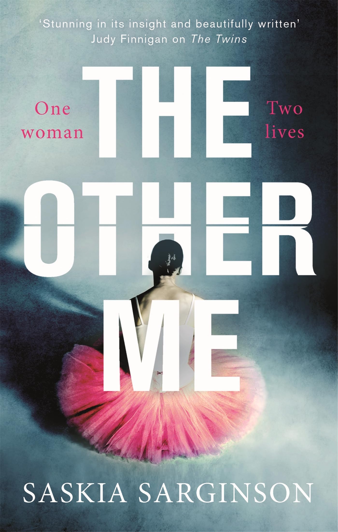 The Other Me: The addictive novel by Richard and Judy bestselling author of The Twins Paperback – 13 Aug. 2015