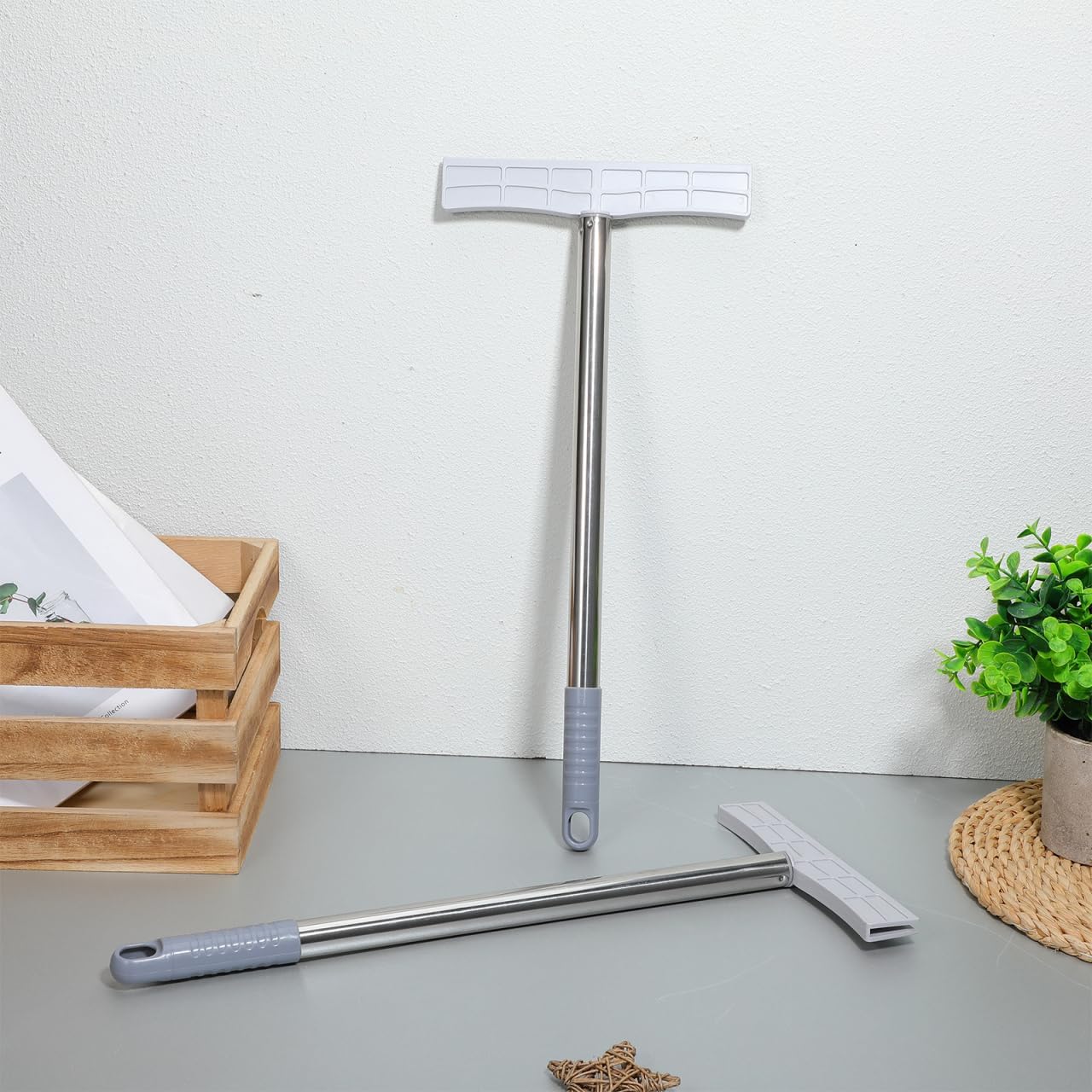 NUOBESTY 2 Pcs Signage Holder Rod Handheld Sign Holder for Welcome Signs Parade Displays Election Rallies Sports Meetings Exhibitions 17.12 X 7.87 X 0.78 in image 5