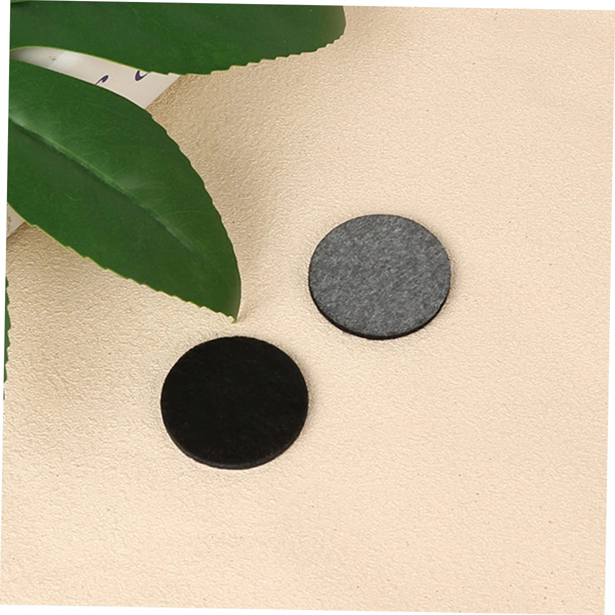 BESTonZON 300piezas Almohadillas De Fieltro Autoadhesivas De Redondos No Deslizantes para Patas De Muebles De Color Negro para Sillas y Mesas