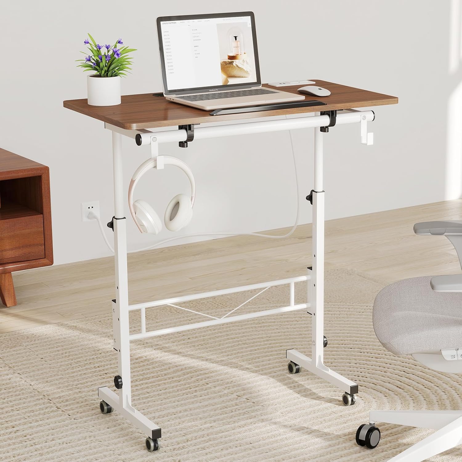 SIDUCAL Small Standing Desk with Charging Station, Portable Stand Up Desk for Walking Pad & Treadmill, Mobile Computer Workstation Adjustable Height, Tilted Desktop, 31.5” Vintage Oak