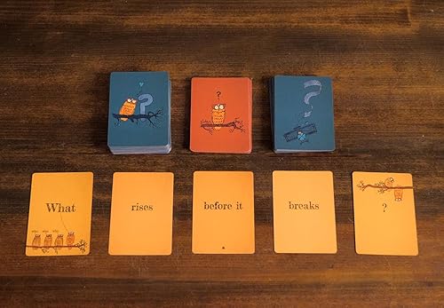 Miniatura 6 de Runaway Parade Games Juego de cartas Smug Owls, un juego de fiesta galardonado divertido y creativo para resolver acertijos para niños y adultos