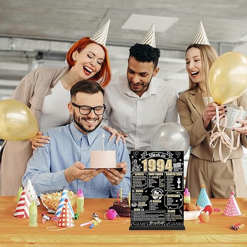 Miniatura 4 de Letrero de mesa de 30 cumpleaños con texto en inglés "Back in 1994" para hombres y mujeres, póster de mesa de madera de dos caras con soporte para