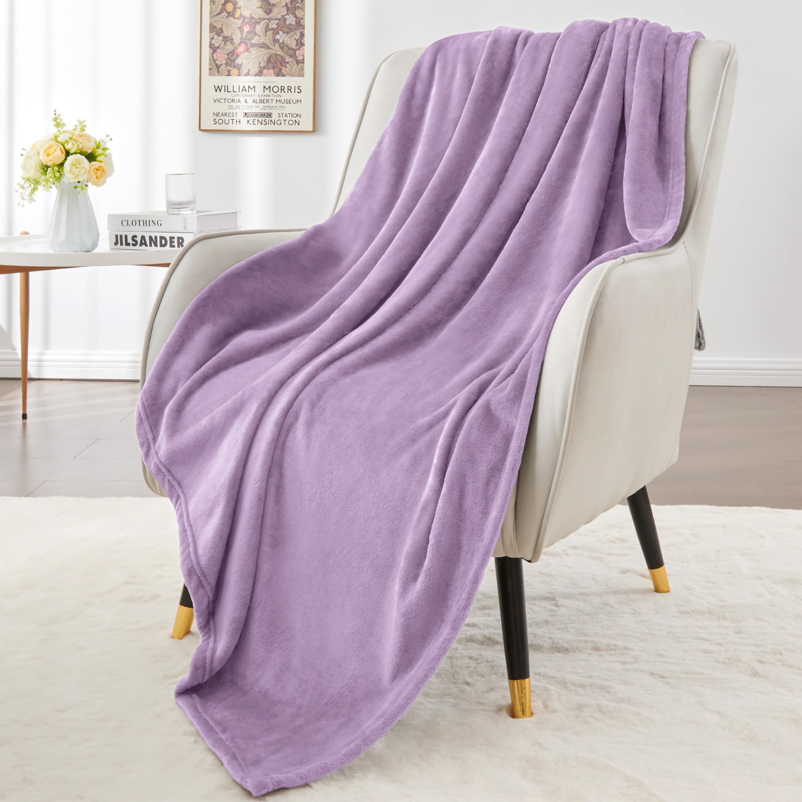 Manta elegante para sofá y sofá, manta de forro polar ligera para todas las estaciones, manta suave y acogedora para ella, color lavanda, 50 x 56 pulgadas