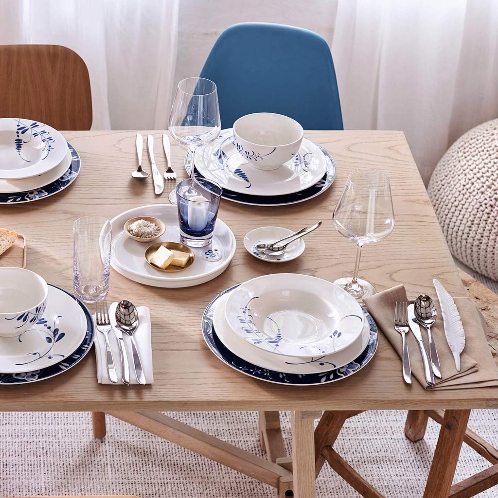 【新品未使用★専用お箱付】Villeroy&Bochワイングラス ディープボウル Amazon.com | Villeroy & Boch La Divina Burgundy Wine Goblet, Set