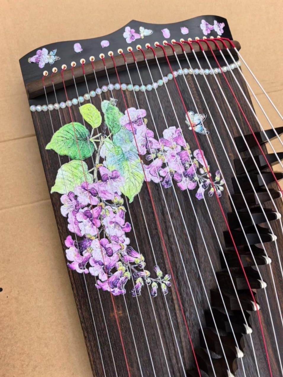 Kompakter Guzheng, chinesischer Zither mit 21 Saiten, violettes blühendes Blumenmuster, 69 cm