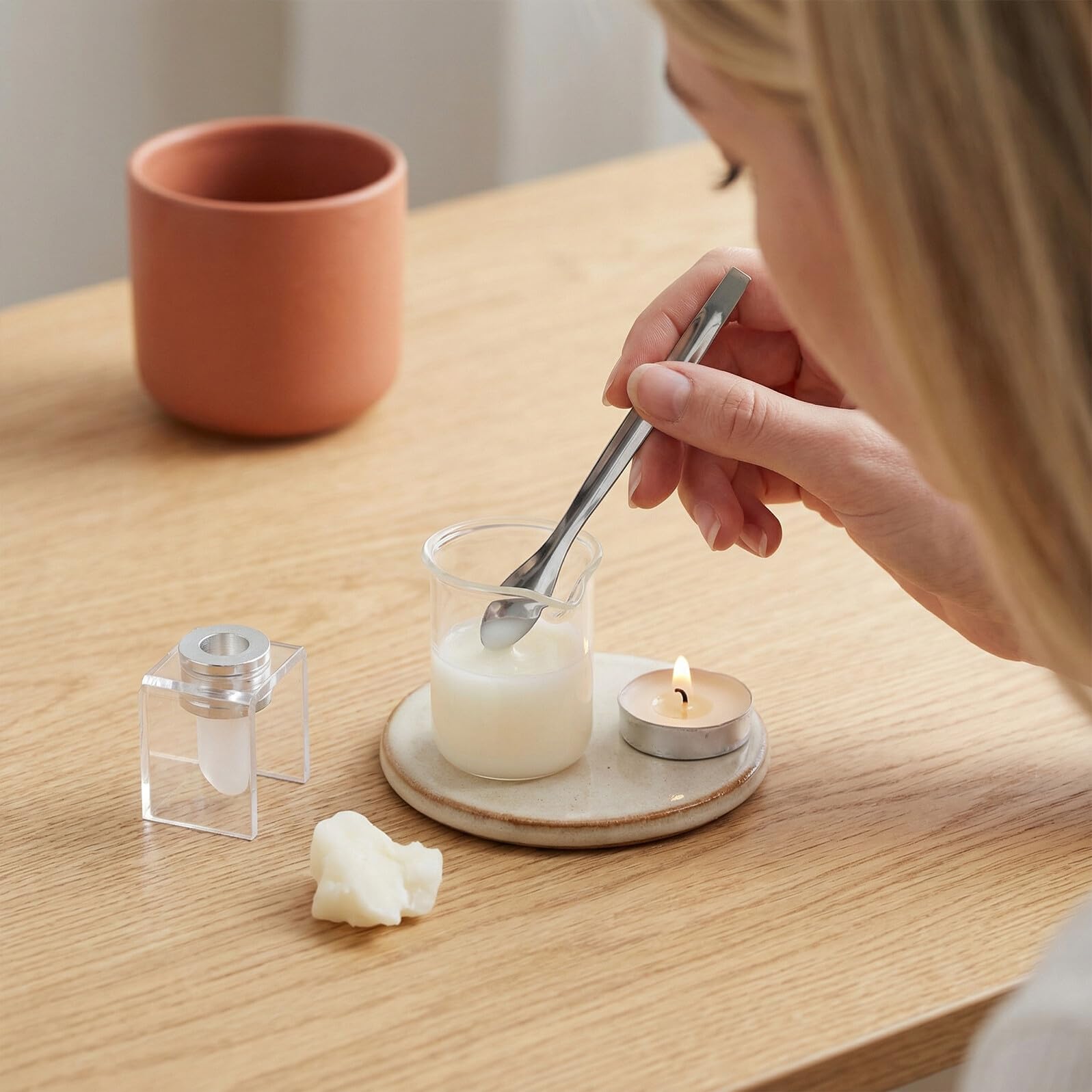 Kit para Hacer Pintalabios Diseño Portátil con Molde de Silicona y Plástico y Compatibilidad para Reparación de Brillo Labial en Casa