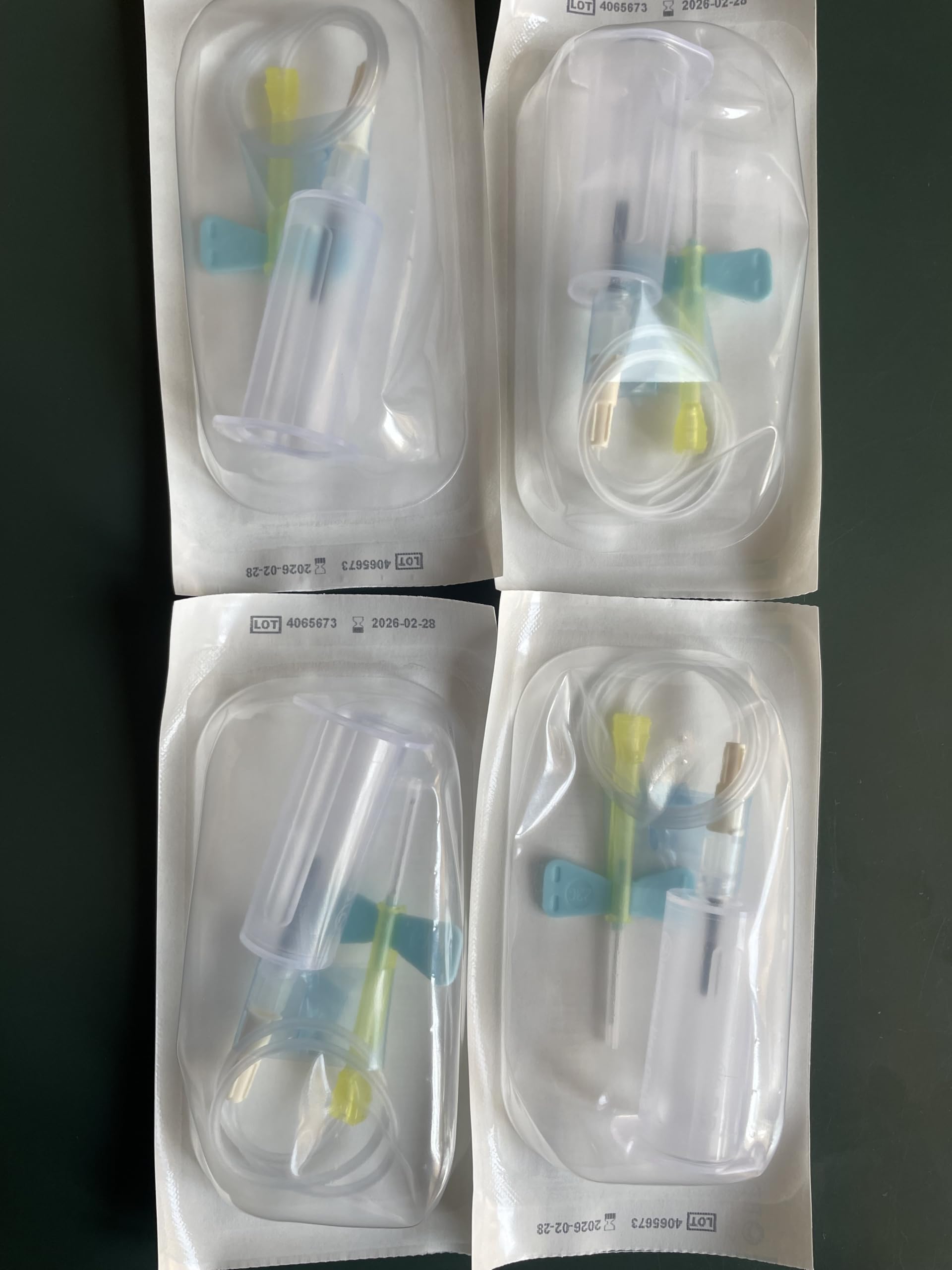BD Vacutainer Venentnahme-Set mit Schmetterlingsnadel 23 g mit Sicherheitssystem, Adapter und vormontierter steriler Hemd, Packung mit 25 Stück