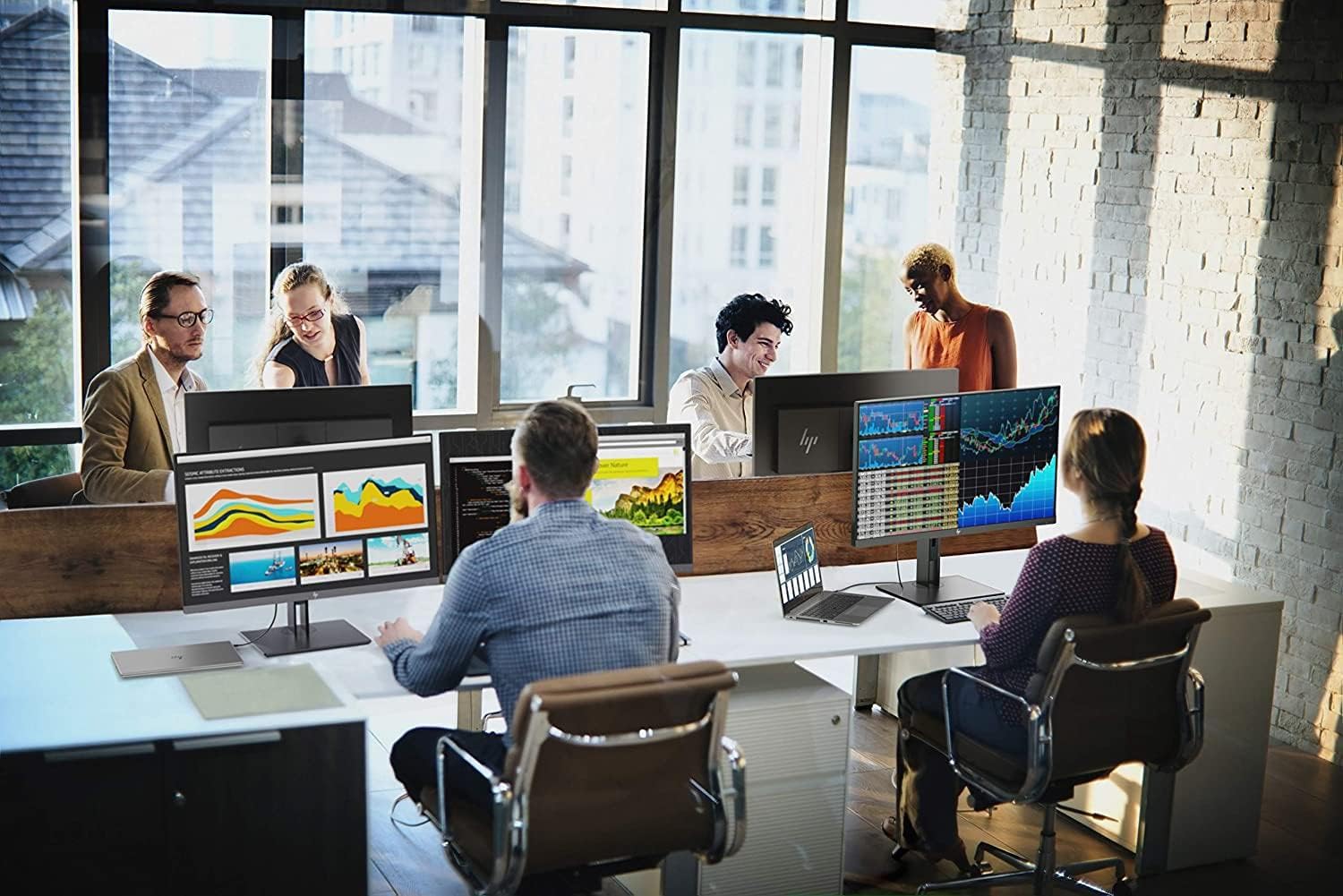 HP - PC EliteDisplay E273m Monitor Business con Webcam e Casse Audio, Schermo 27 FHD 1920 x 1080 a 60 Hz, IPS, Antiriflesso, Tempo risposta 5 ms, Regolabile Inclinazione, Altezza e Pivoting, Argento HP - PC EliteDisplay E273m Monitor Business con Webcam e Casse Audio, Schermo 27 FHD 1920 x 1080 a 60 Hz, IPS, Antiriflesso, Tempo risposta 5 ms, Regolabile Inclinazione, Altezza e Pivoting, Argento