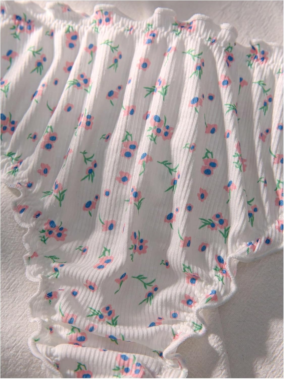 Verdusa Women's Plus Size 5 Pack Cute Floral Underwear Panties Low Rise Thong Sets - Image 4