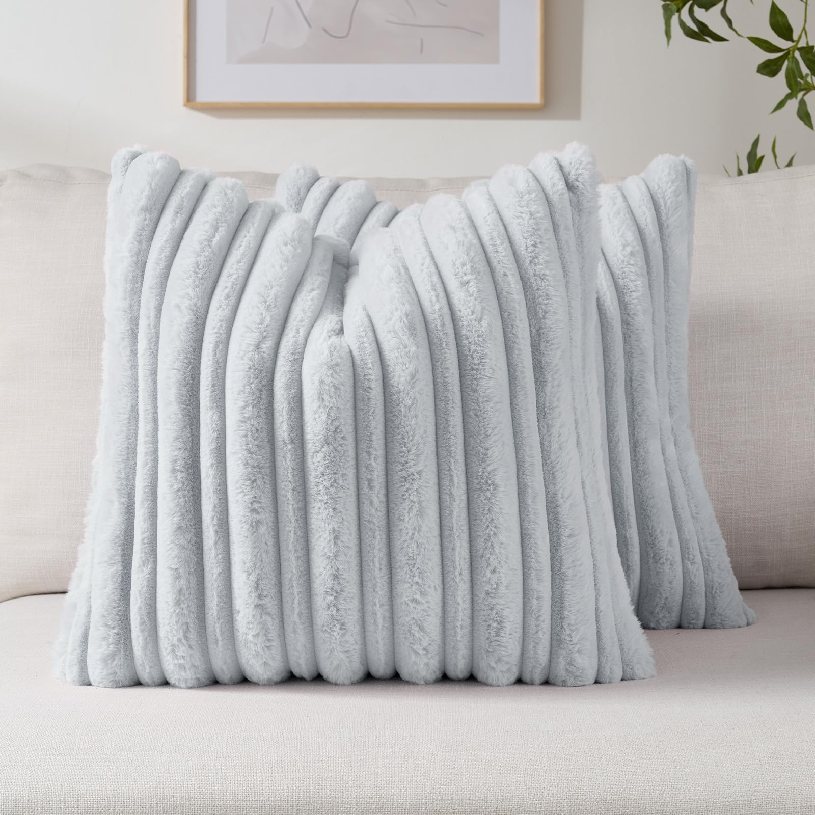 FUTEI Set of 2 Fluffy Faux Fur 50x50 cm Cushion Covers Double Sided Soft Plush Striped Textured Scatter Pillow Covers 50 x 50 cm Modern Accent for Sofa Bed Living Room, Light Blue
