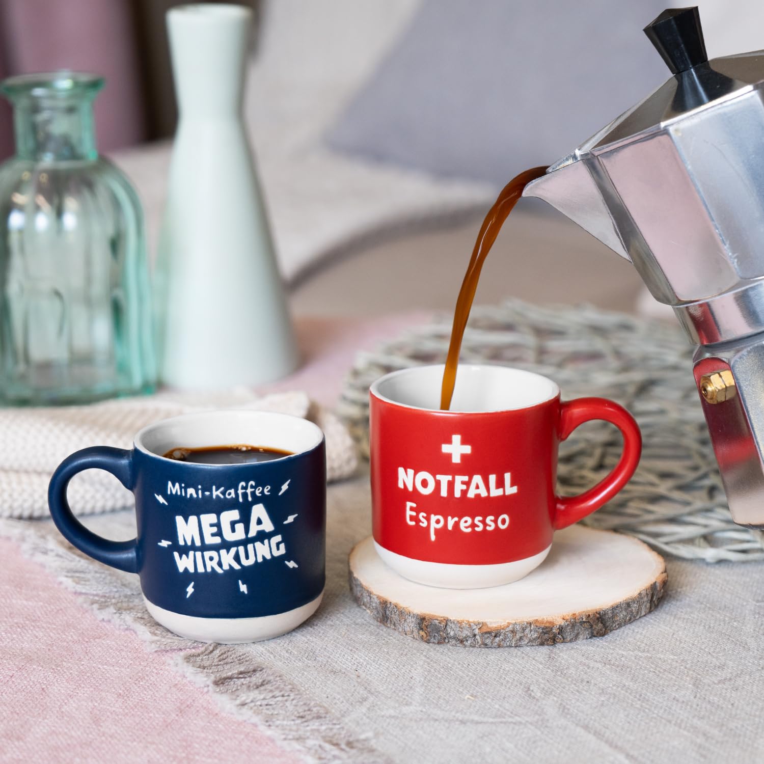 GRUSS & CO Filiżanka do espresso z grawerunkiem w nagłych wypadkach | Mini filiżanka z kamionki, 10 ml, torebka z banderolą prezentową | prezent dla przyjaciół, urodziny | 74652