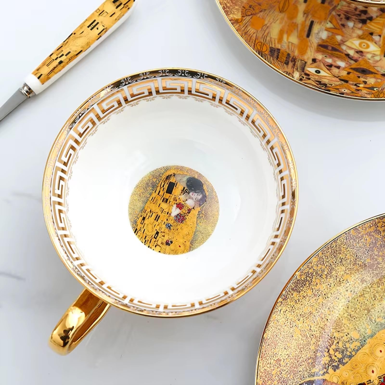 Europejski zestaw 6 filiżanek do kawy z porcelany kostnej, retro filiżanki do kawy ze spodkiem i łyżeczką do kawy, do biura, domu, popołudniowej herbaty (X-4)