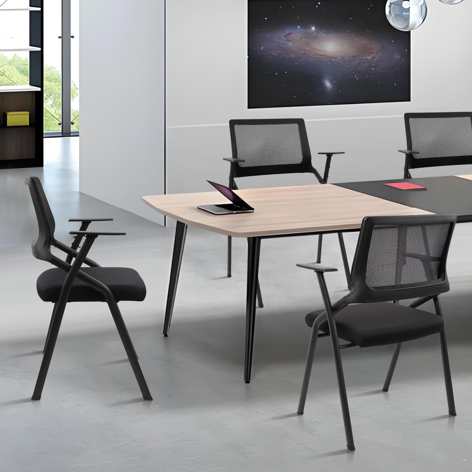CLATINA Stapelbare und faltbare Bürostühle mit ergonomischer Lendenwirbelstütze und verdicktem Sitzkissen, klappbarer Netzstoff, Empfangsgaststuhl für Schule, Kirche, Konferenzen, Wartezimmer, Schwarz