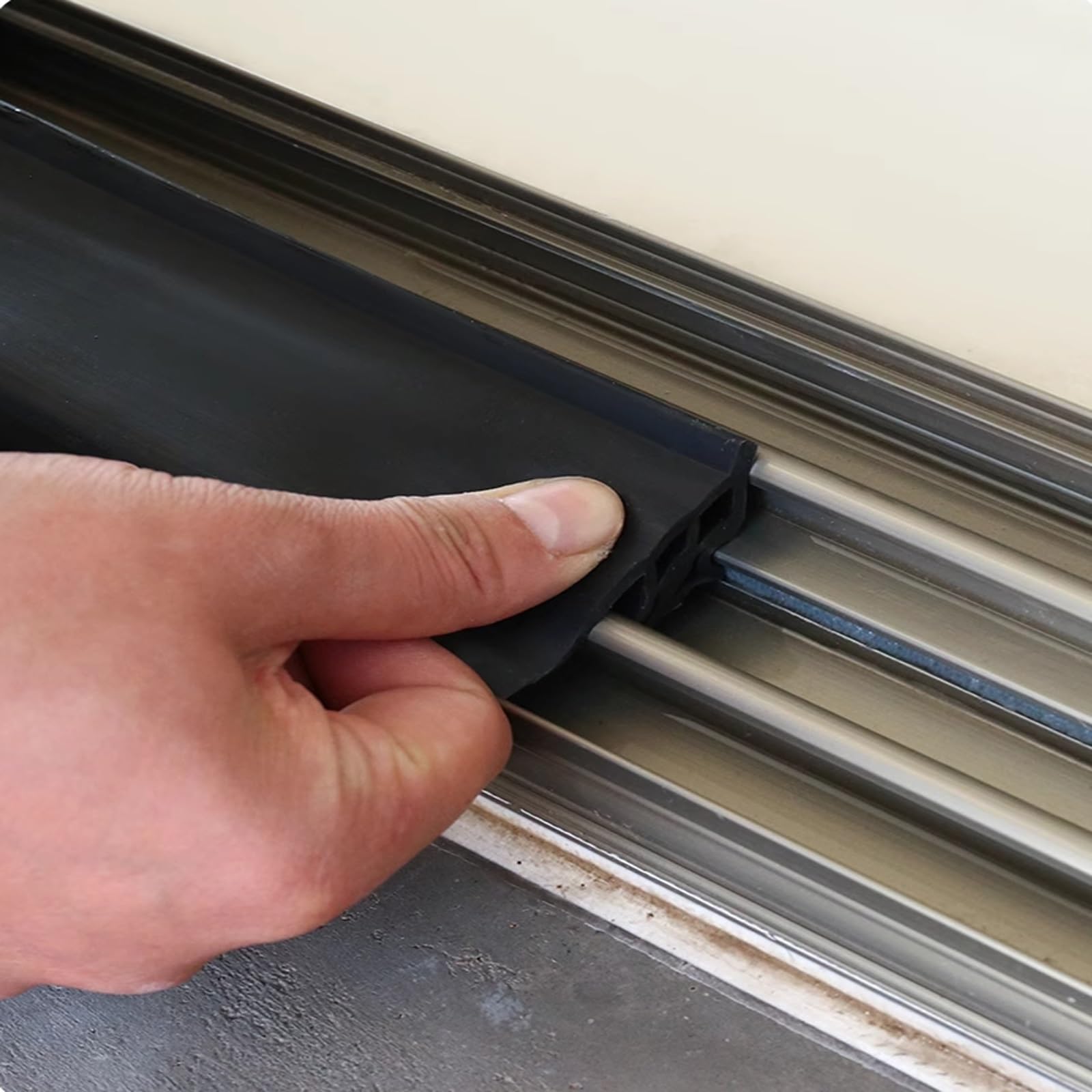 Protectores de goteo de goma para solucionar filtraciones en ventanas