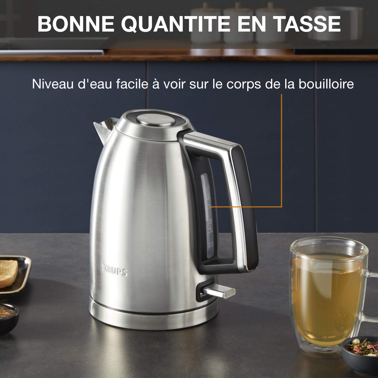 Krups Excellence Bouilloire électrique, Capacité 1,7 L, Inox brossé premium, Base 360°, Résistance cachée, Filtre anticalcaire BW552D10