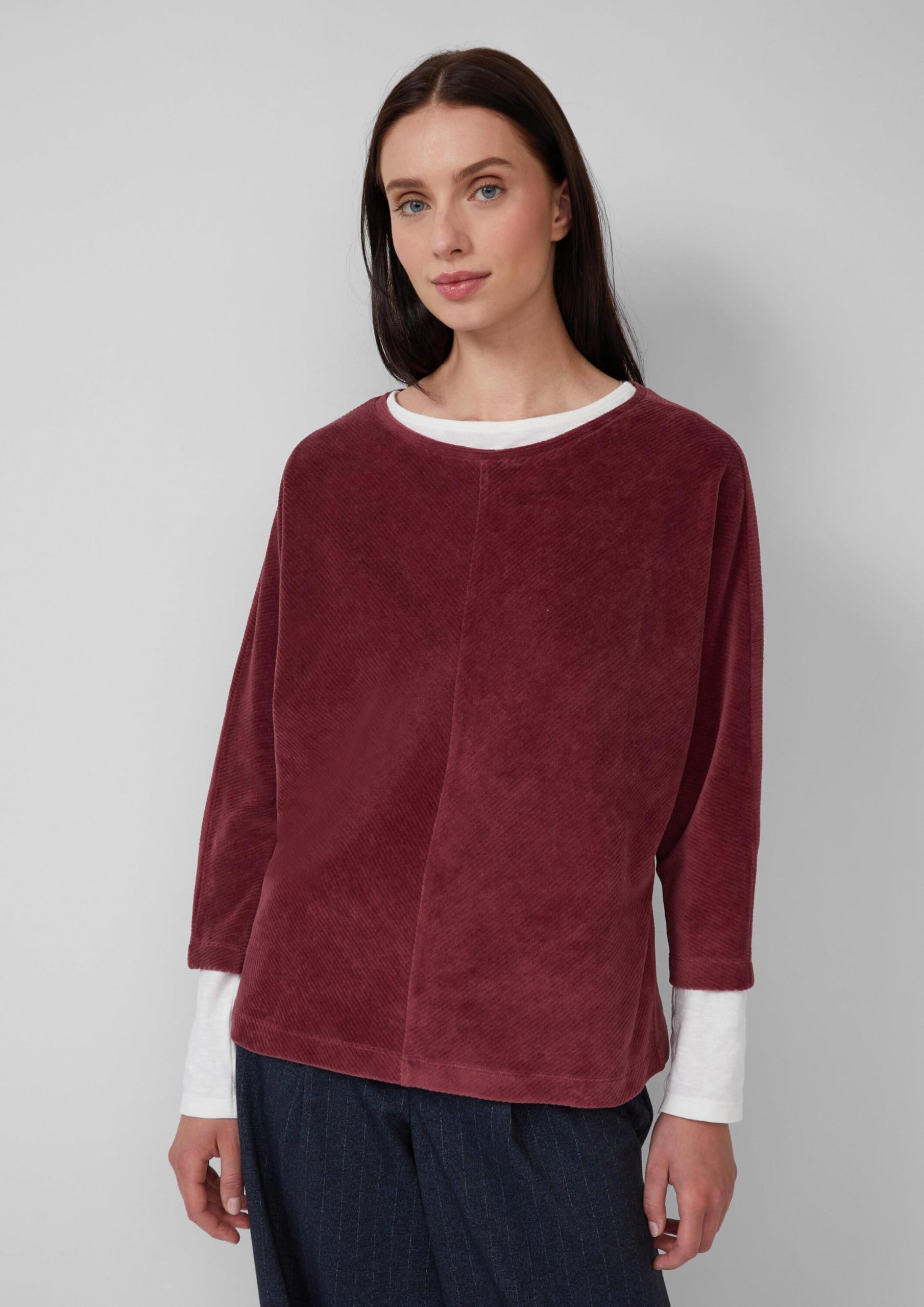 s.Oliver Cord-Shirt mit Teilungsnaht und Fledermausärmeln