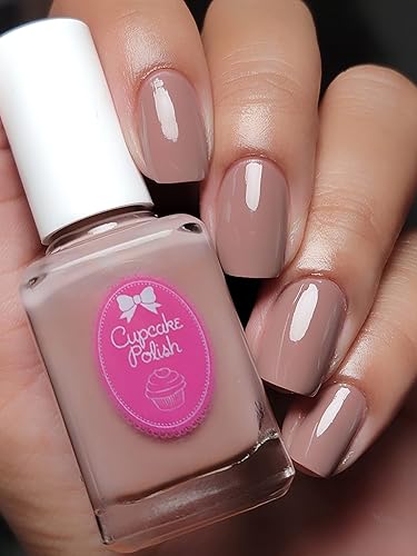 Miniatura 4 de VNL Blur #3 (deep) - Visible Nail Line Neutral Base Coat Nail Polish by Cupcake Polish