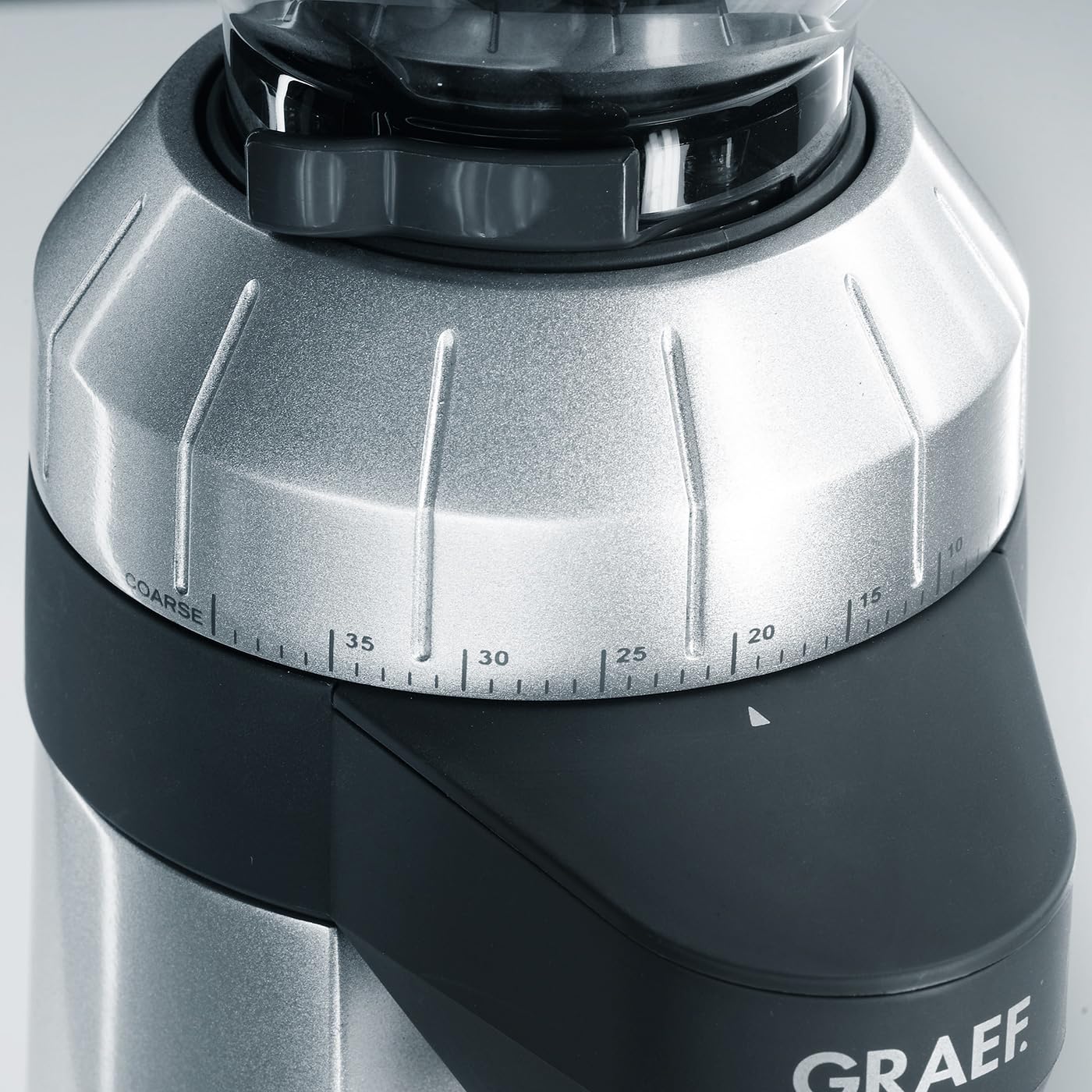 GRAEF CM800 - Elektrische Kaffeemühle, Aluminiumgehäuse, Bohnenbehälter 350 g, Edelstahl-Kegelmahlwerk, 40 Mahlgrade, Kaffeemühle Siebträger, Antistatik-Einsatz, Aluminium-Schaufelrad, 128 W, Silber