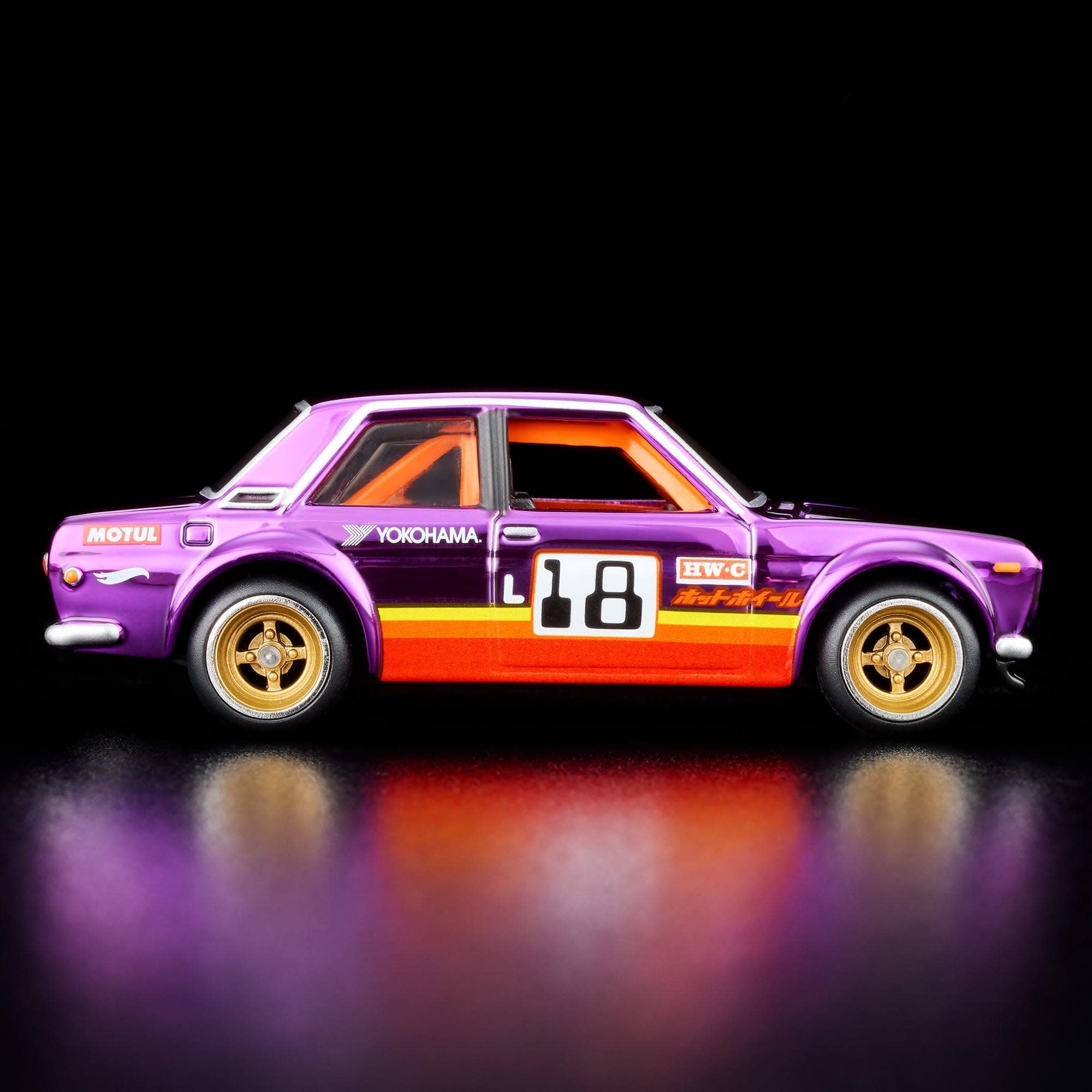 Hot Wheels RLC '71 Datsun 510, Spectraflame Purple, w skali 1:64, odlewany metalowy samochód z otwieraną maską, prawdziwe złote koła jeźdźców, ekskluzywna kolekcja