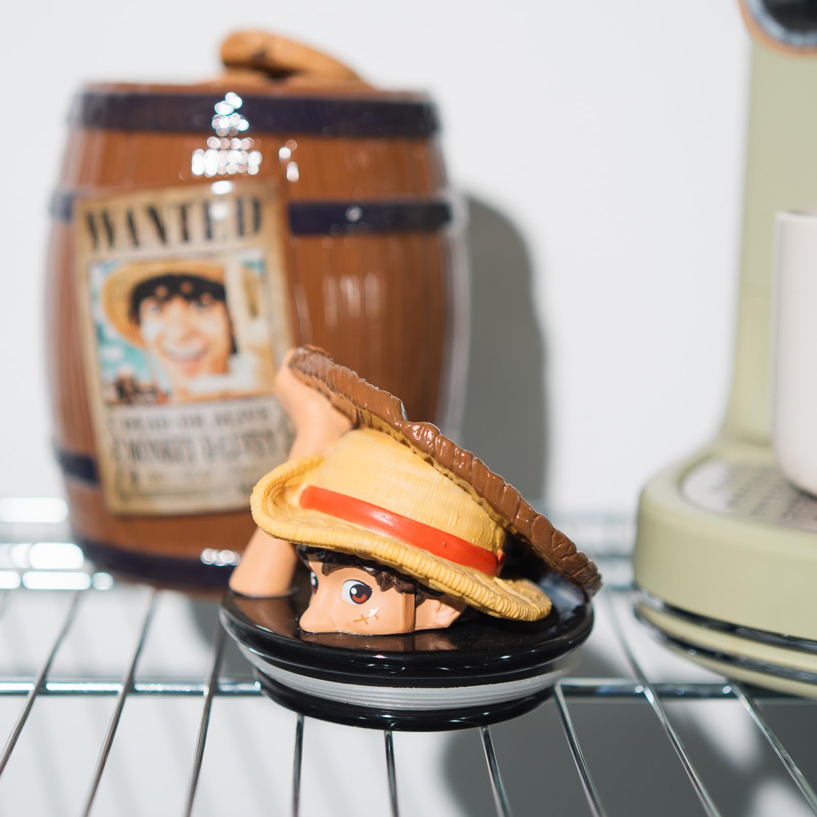 Grupo Erik Keksdose Keramik One Piece Manga - Aufbewahrungsbox mit Deckel Keksglas Groß 15 x 24 x 15 cm Vorratsbehälter mit Deckel - Offizieller Anime One Piece Merch Geschenke