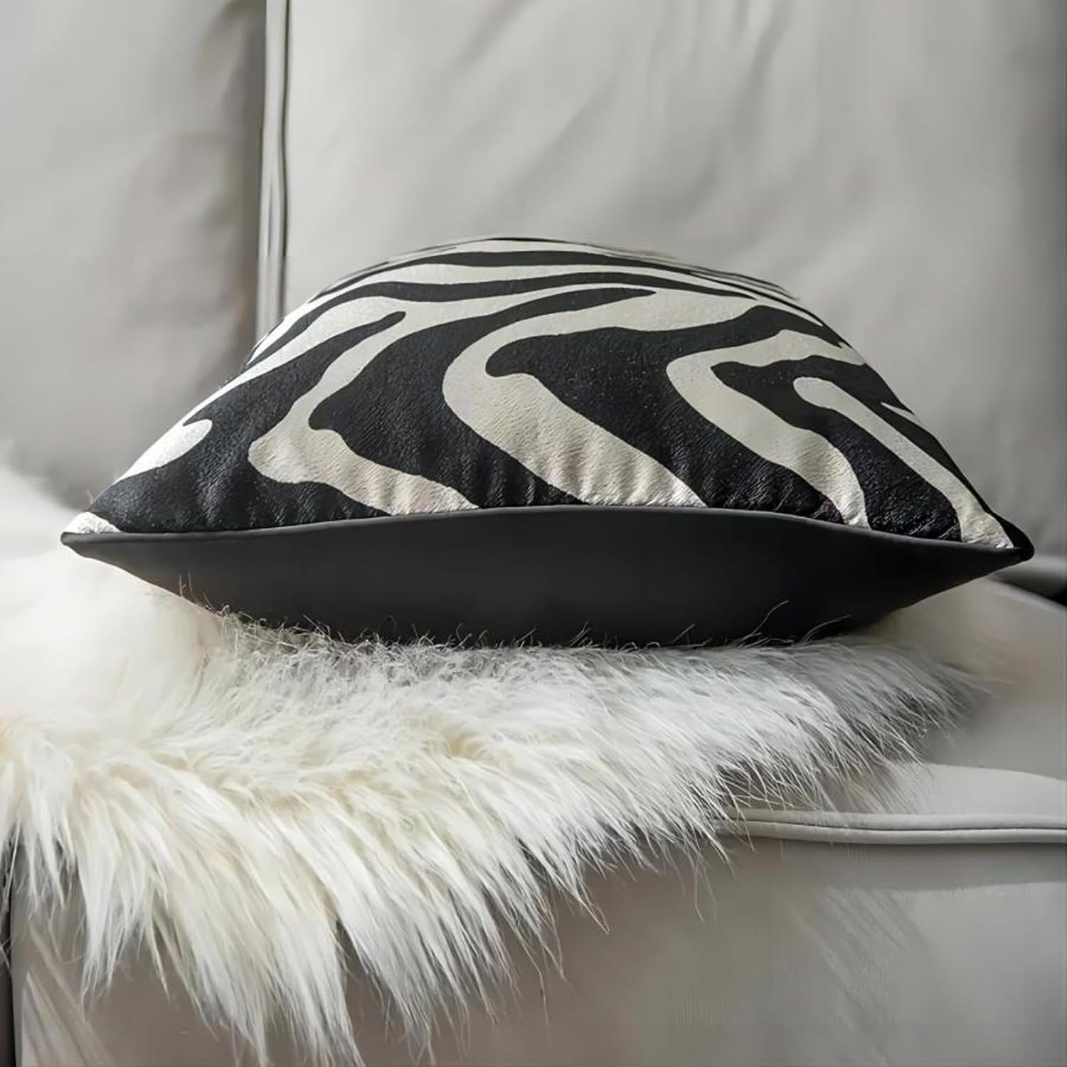 1pc Polyester Pillow Cover Multicolor Geometric Lines Zebra Black and White Animal Pattern Design Luxury Single-Sided high-Precision Jacquard Process with Zipper 18 x 18 inches(no Pillow core) - Image 6