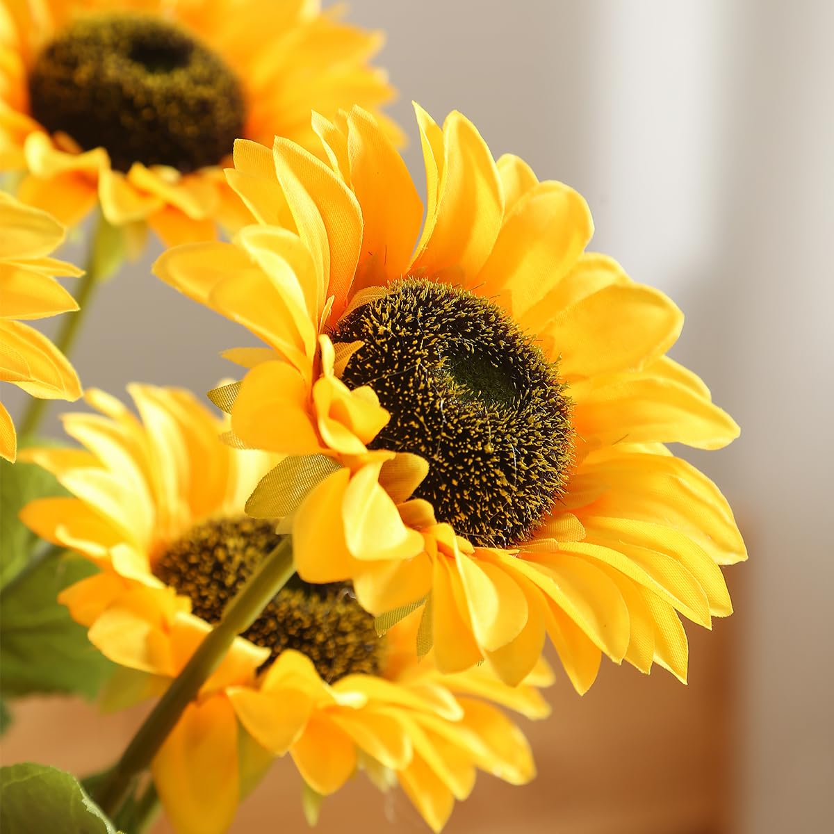 Laelfe 8 Piezas Girasoles Artificiales Grandes, 45 cm Flores Girasoles Amarillas de Plástico para Decoración de Hogar, Arreglos de Bodas, Fiestas de Cumpleaños y Mesa