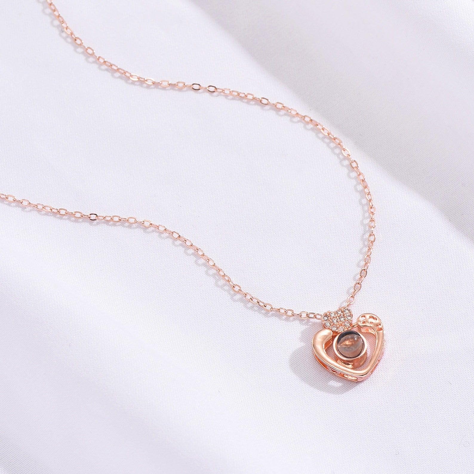 Collana di proiezione di forma di cuore argento sterling 925 personalizzato collana di foto del pendente commemorativo per la sua mamma San Valentino fatto a mano personalizzato