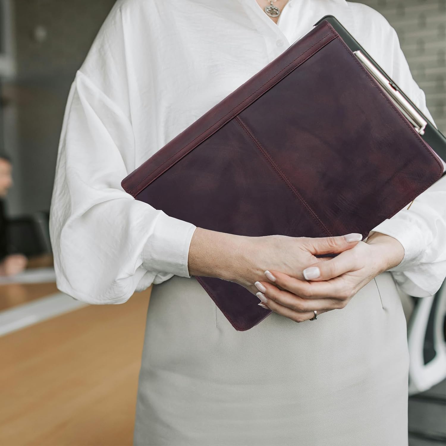 Genuine Leather Portfolio with 3 Ring Binder, Full Grain Leather Padfolio Zippered, A4 Notebook Holder Laptop Sleeve Professional Folder Organizer Gift for Men and Women, Dark Brown - Image 5