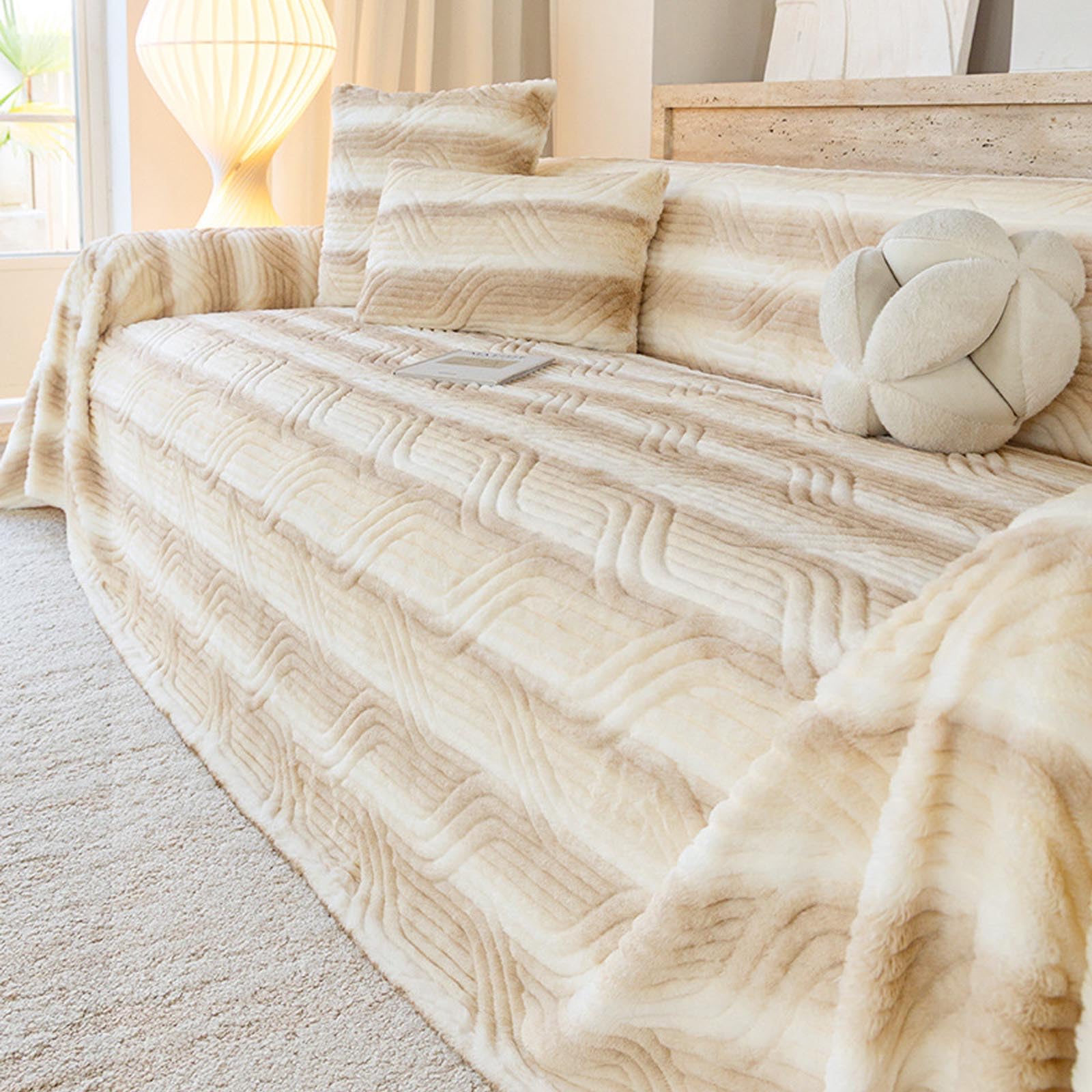 Housse de canapé en peluche aspect lapin beige salon