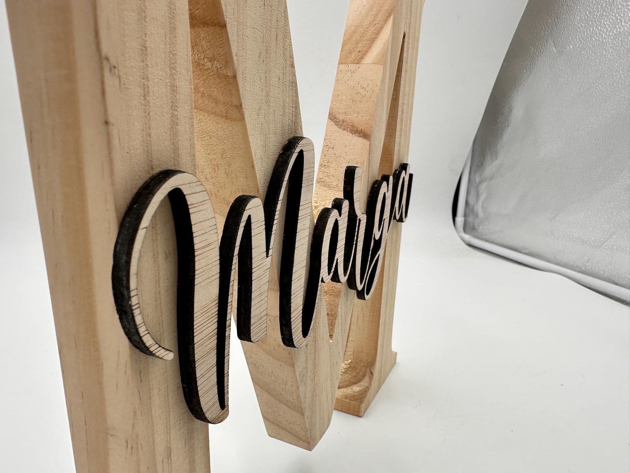 Creativa Digital Letra con Nombre Decorativa en Madera | Hecho a Mano | Madera de Pino Gallego | Ideal para Regalar o Decorar